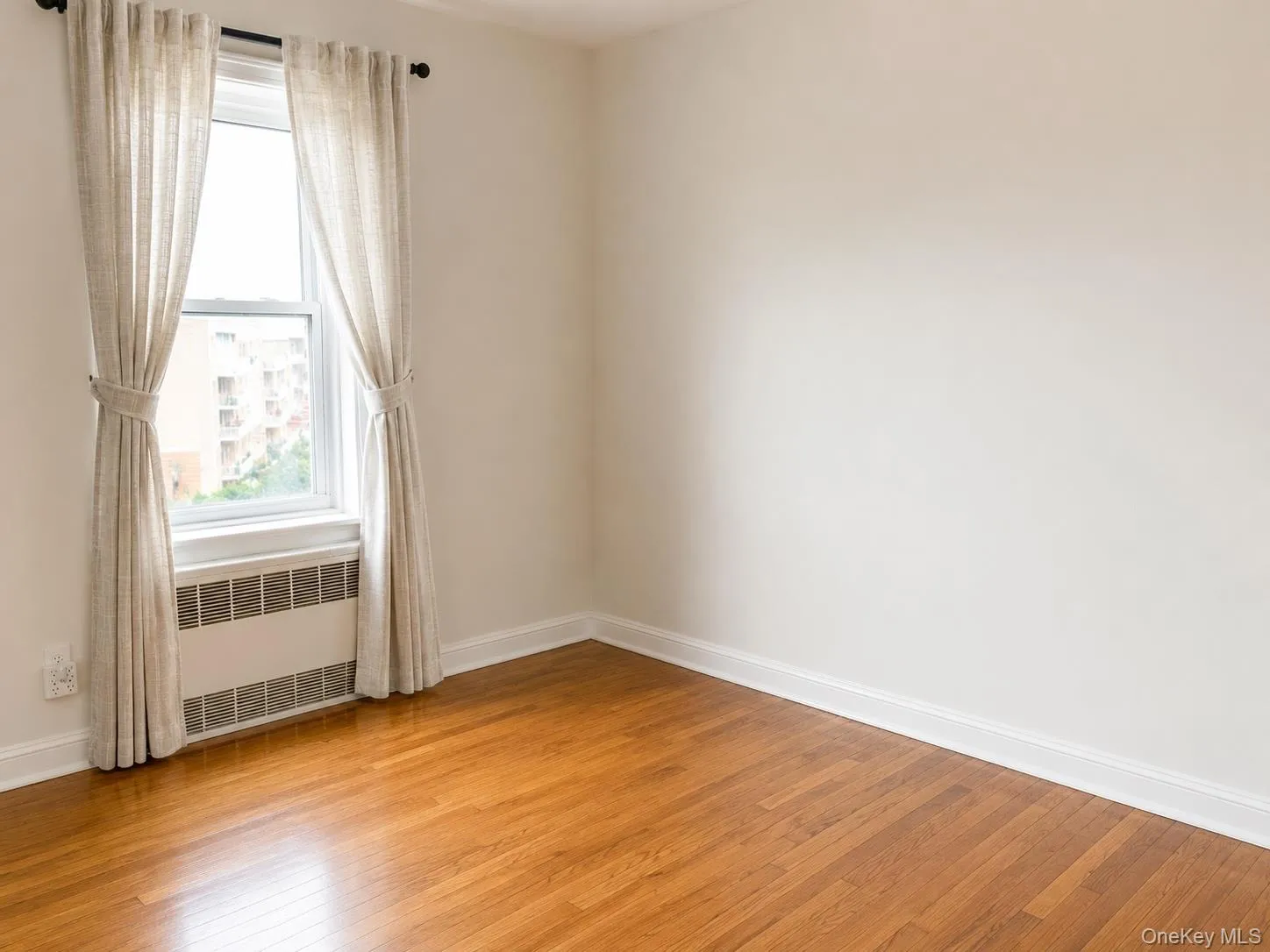 855 Broadway, Long Beach, NY, 1 Bedroom Bedrooms, 4 Rooms Rooms,1 BathroomBathrooms,Residential,For Rent,Broadway,0,1041883 855 Broadway, Long Beach, NY, 1 Bedroom Bedrooms, 4 Rooms Rooms,1 BathroomBathrooms,Residential,For Rent,Broadway,0,1041883