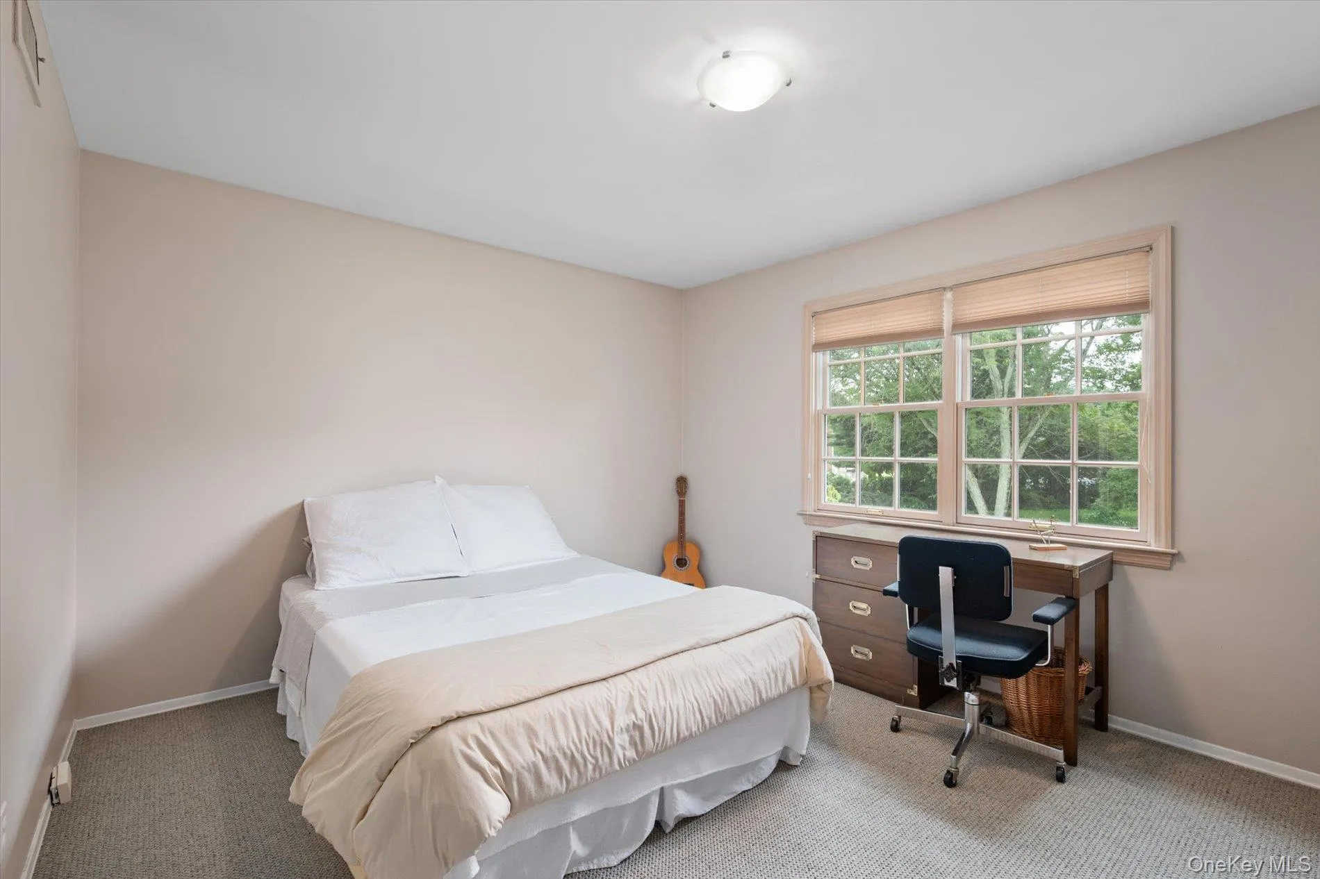 8 Flamingo Road, North Hempstead, NY, 6 Bedrooms Bedrooms, 10 Rooms Rooms,3 BathroomsBathrooms,Residential Lease,For Rent,Flamingo,0,1041884 8 Flamingo Road, North Hempstead, NY, 6 Bedrooms Bedrooms, 10 Rooms Rooms,3 BathroomsBathrooms,Residential Lease,For Rent,Flamingo,0,1041884