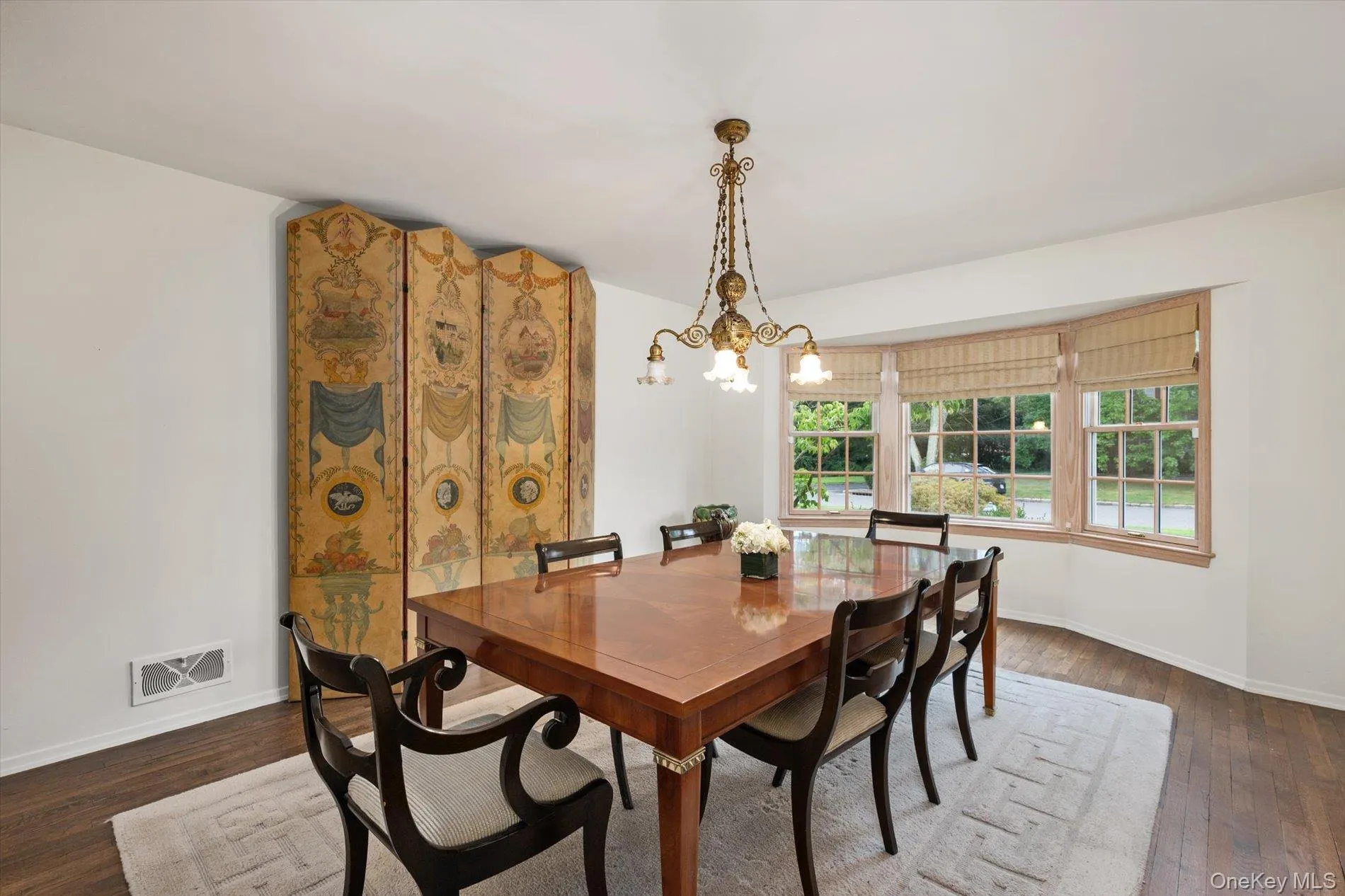 8 Flamingo Road, North Hempstead, NY, 6 Bedrooms Bedrooms, 10 Rooms Rooms,3 BathroomsBathrooms,Residential Lease,For Rent,Flamingo,0,1041884 8 Flamingo Road, North Hempstead, NY, 6 Bedrooms Bedrooms, 10 Rooms Rooms,3 BathroomsBathrooms,Residential Lease,For Rent,Flamingo,0,1041884