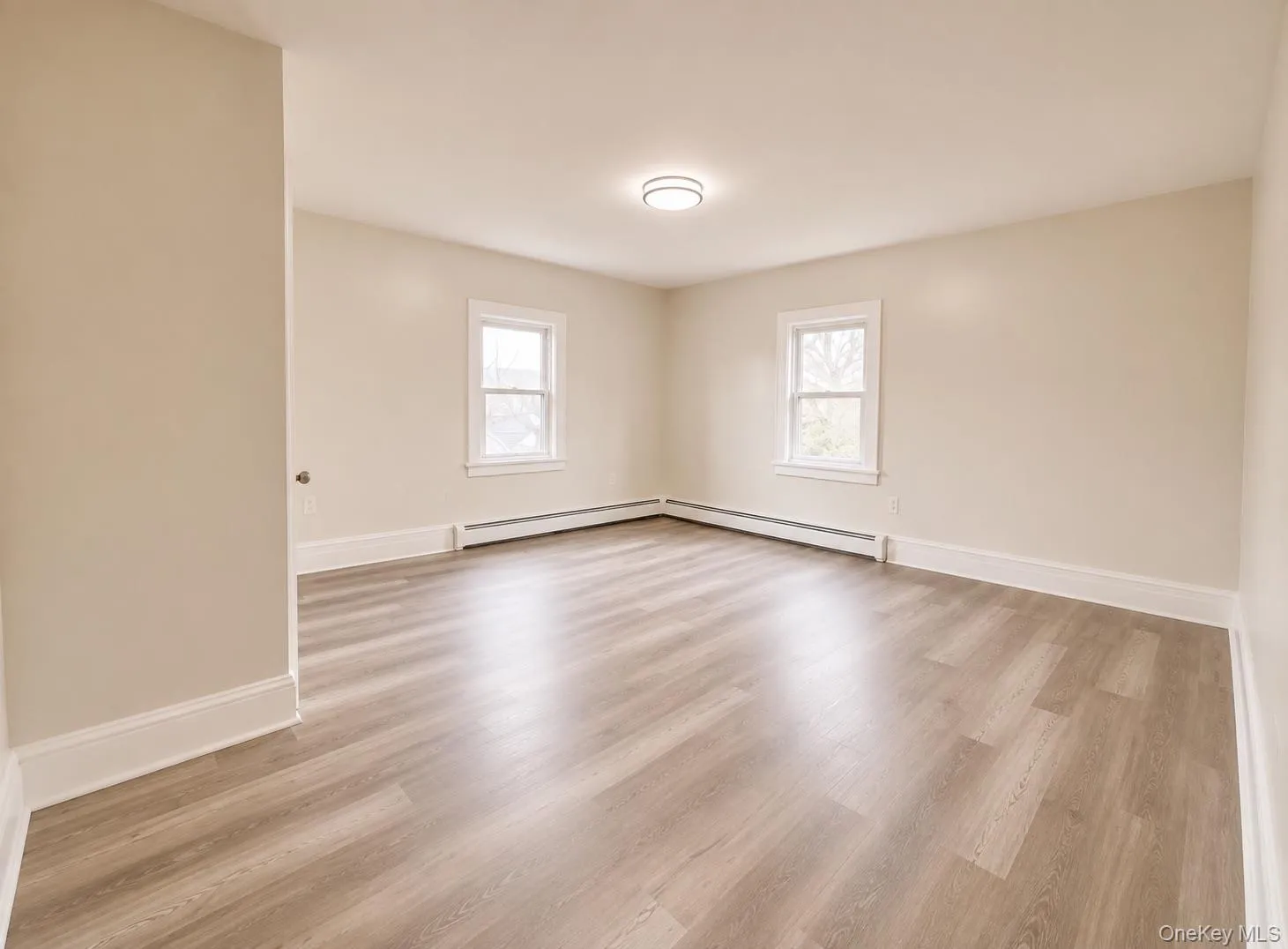 8 Smith Clove Road, Woodbury, NY, 4 Bedrooms Bedrooms, 11 Rooms Rooms,2 BathroomsBathrooms,Residential,For Rent,Smith Clove,0,1041885 8 Smith Clove Road, Woodbury, NY, 4 Bedrooms Bedrooms, 11 Rooms Rooms,2 BathroomsBathrooms,Residential,For Rent,Smith Clove,0,1041885