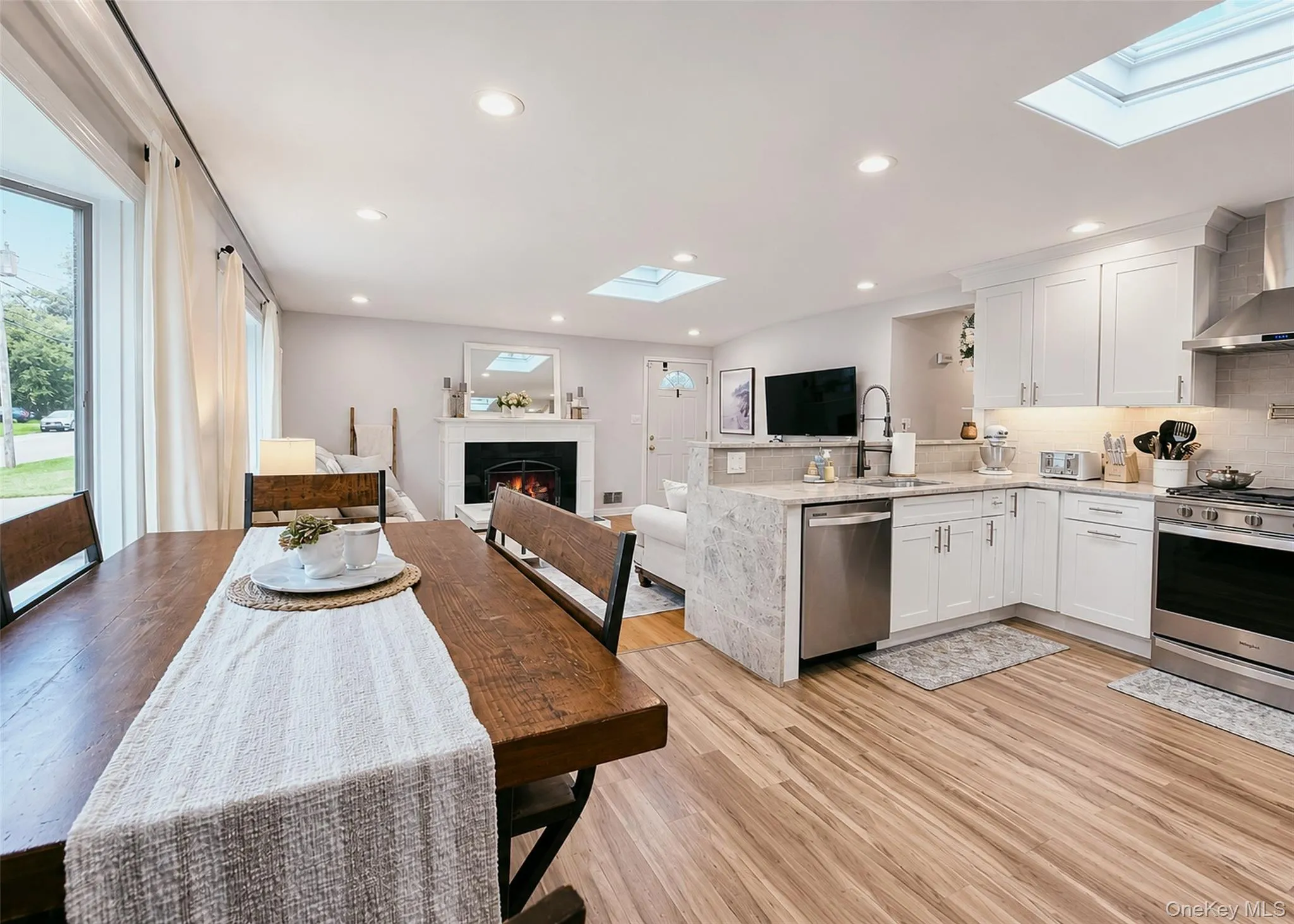 21 Duane Drive, Brookhaven, NY, 3 Bedrooms Bedrooms, 6 Rooms Rooms,2 BathroomsBathrooms,Residential,For Rent,Duane,0,1041890 21 Duane Drive, Brookhaven, NY, 3 Bedrooms Bedrooms, 6 Rooms Rooms,2 BathroomsBathrooms,Residential,For Rent,Duane,0,1041890