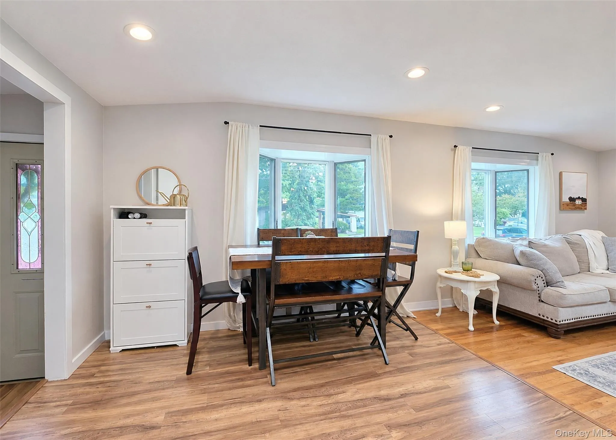 21 Duane Drive, Brookhaven, NY, 3 Bedrooms Bedrooms, 6 Rooms Rooms,2 BathroomsBathrooms,Residential,For Rent,Duane,0,1041890 21 Duane Drive, Brookhaven, NY, 3 Bedrooms Bedrooms, 6 Rooms Rooms,2 BathroomsBathrooms,Residential,For Rent,Duane,0,1041890