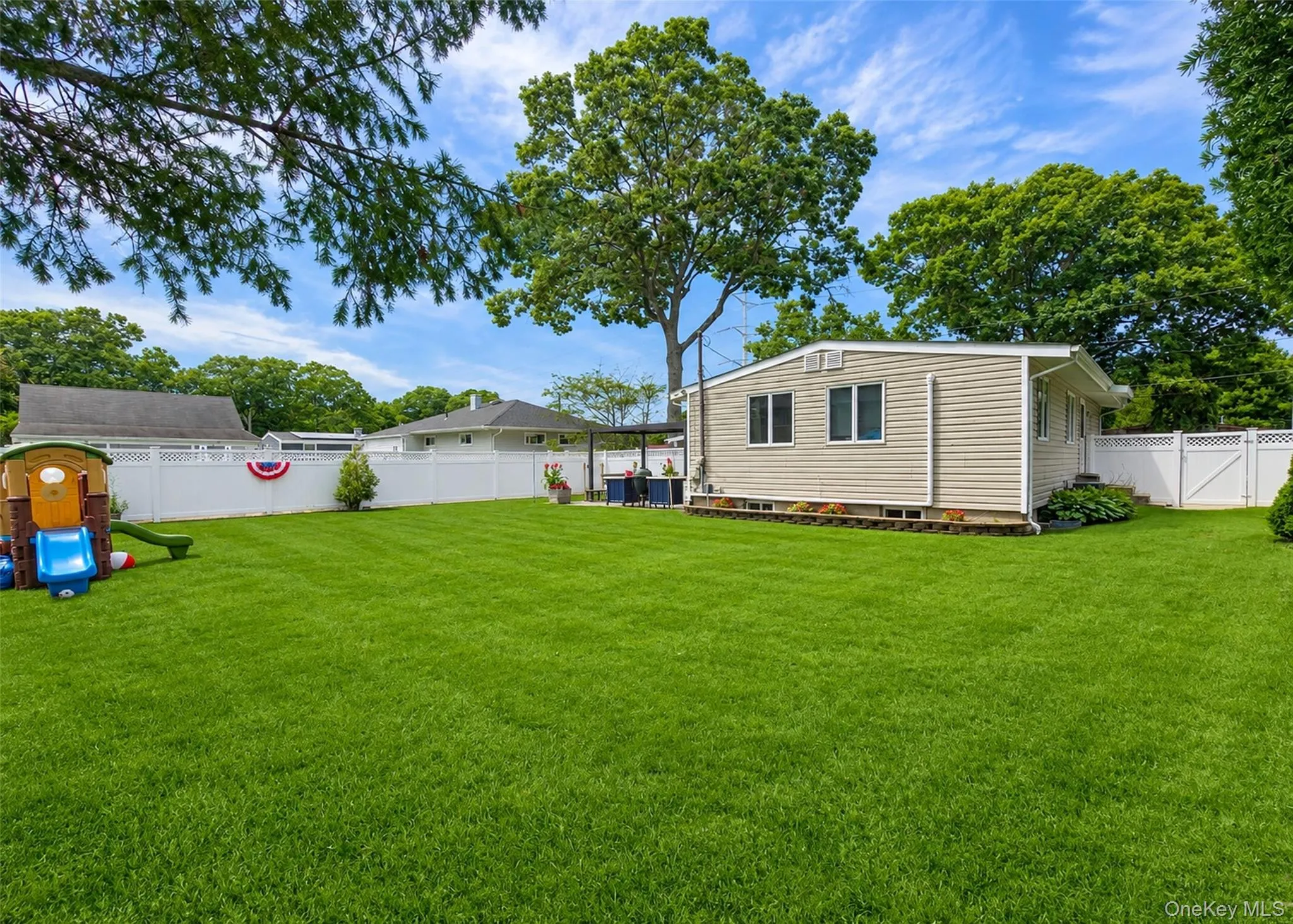 21 Duane Drive, Brookhaven, NY, 3 Bedrooms Bedrooms, 6 Rooms Rooms,2 BathroomsBathrooms,Residential,For Rent,Duane,0,1041890 21 Duane Drive, Brookhaven, NY, 3 Bedrooms Bedrooms, 6 Rooms Rooms,2 BathroomsBathrooms,Residential,For Rent,Duane,0,1041890