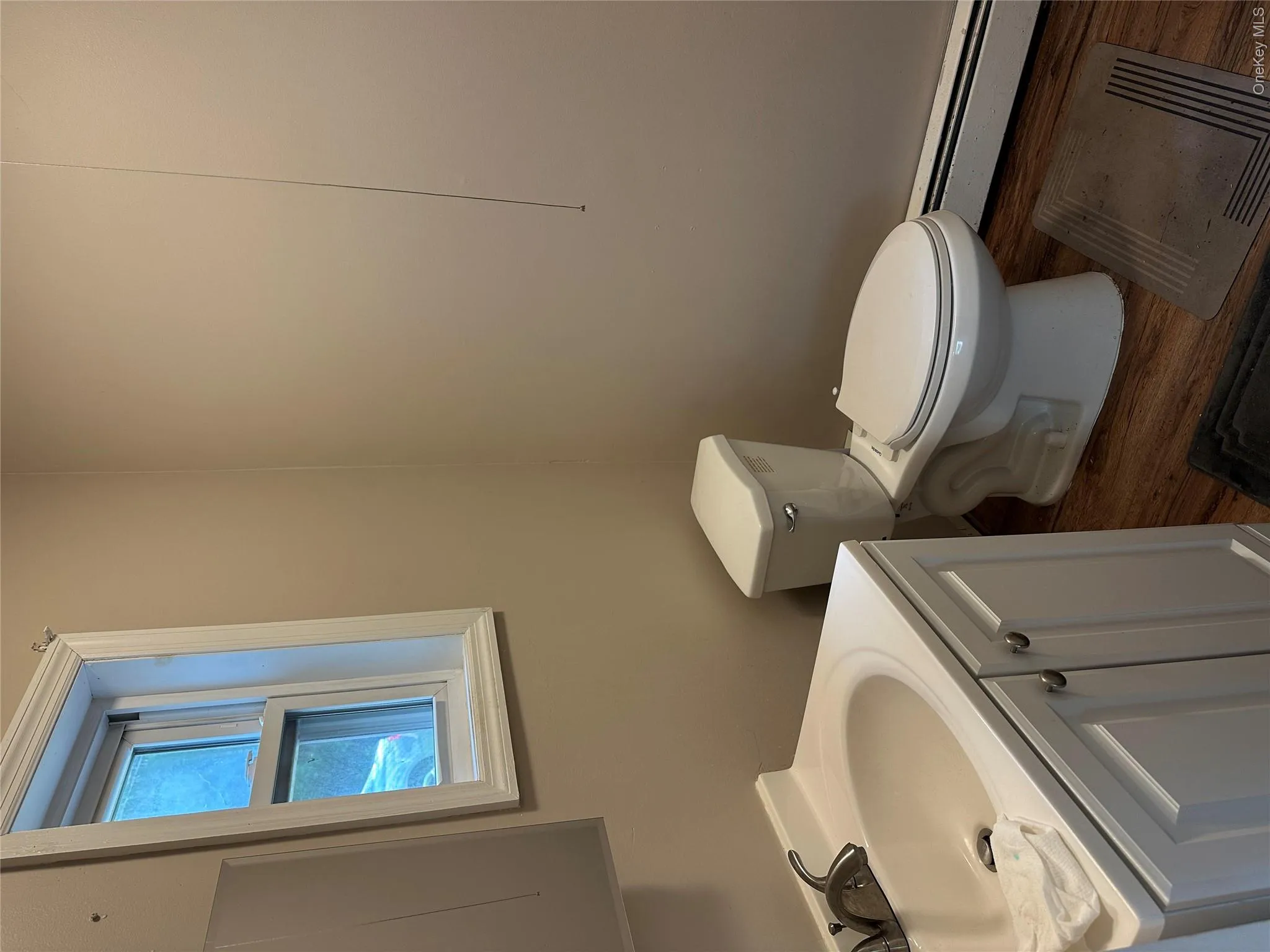 19 & 25 Finch Street, Rockland, NY, 6 Bedrooms Bedrooms, 10 Rooms Rooms,2 BathroomsBathrooms,Residential,For Rent,Finch,0,1041891 19 & 25 Finch Street, Rockland, NY, 6 Bedrooms Bedrooms, 10 Rooms Rooms,2 BathroomsBathrooms,Residential,For Rent,Finch,0,1041891