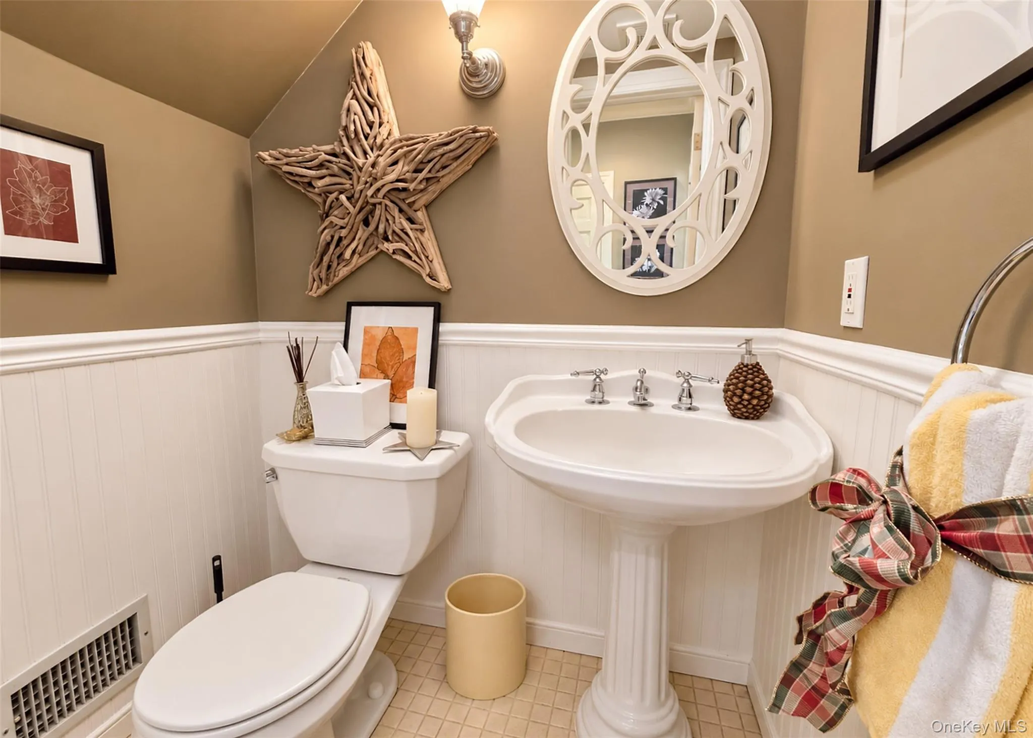 259 Astor Drive, Islip, NY, 4 Bedrooms Bedrooms, 9 Rooms Rooms,3 BathroomsBathrooms,Residential,For Rent,Astor,0,1041895 259 Astor Drive, Islip, NY, 4 Bedrooms Bedrooms, 9 Rooms Rooms,3 BathroomsBathrooms,Residential,For Rent,Astor,0,1041895