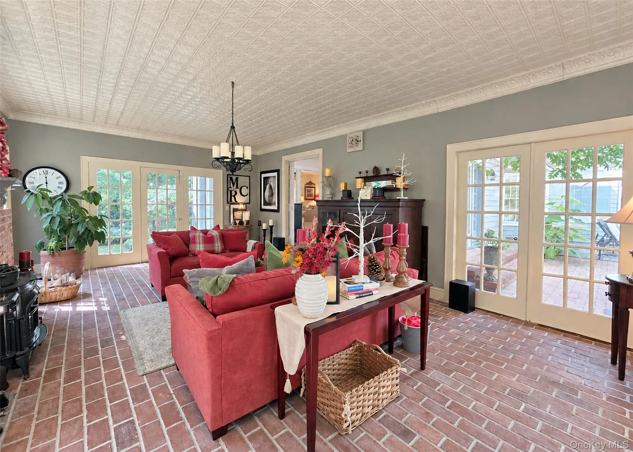 259 Astor Drive, Islip, NY, 4 Bedrooms Bedrooms, 9 Rooms Rooms,3 BathroomsBathrooms,Residential,For Rent,Astor,0,1041895 259 Astor Drive, Islip, NY, 4 Bedrooms Bedrooms, 9 Rooms Rooms,3 BathroomsBathrooms,Residential,For Rent,Astor,0,1041895