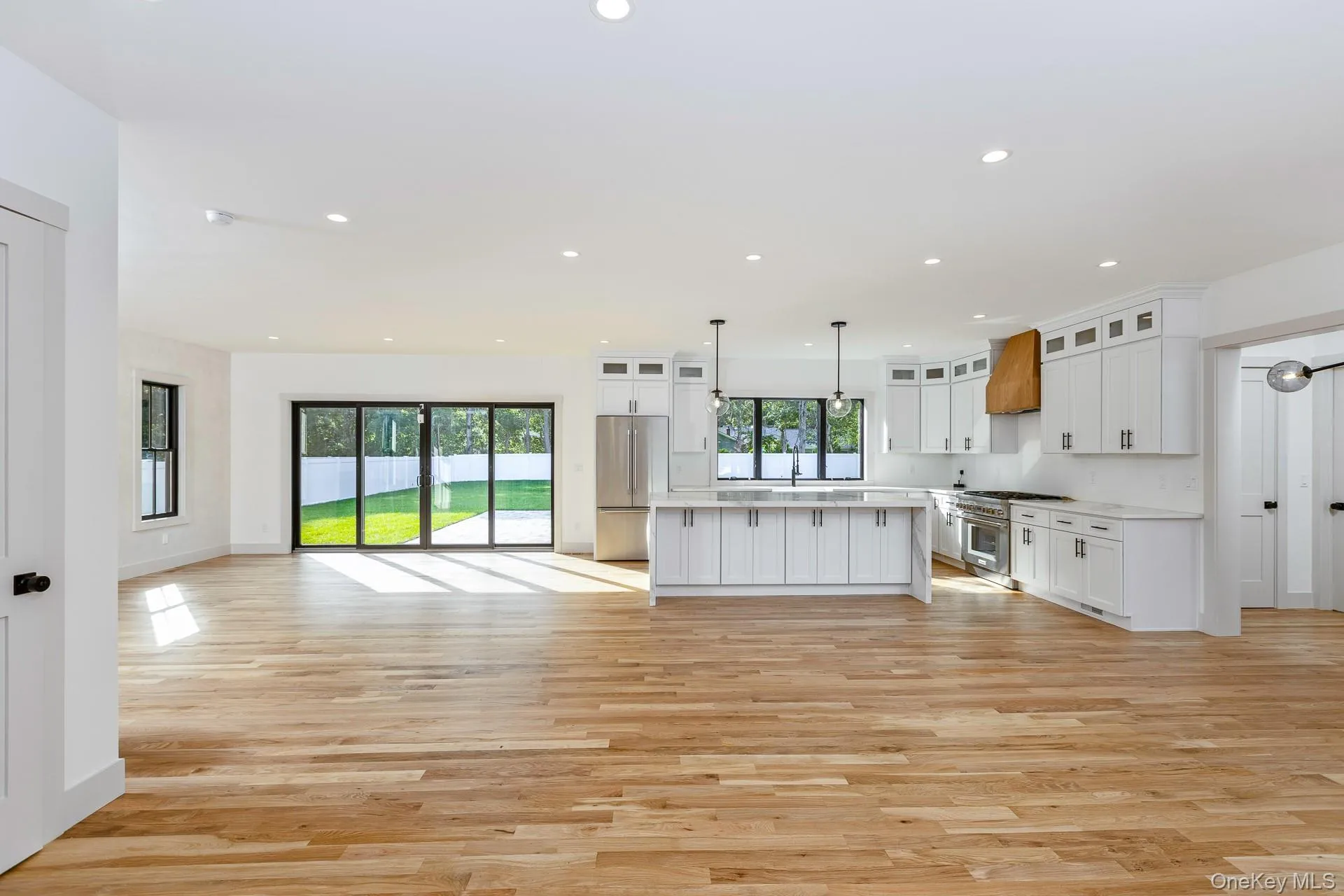 17 Nidzyn Avenue, Southampton, NY, 5 Bedrooms Bedrooms, 11 Rooms Rooms,4 BathroomsBathrooms,Residential,For Rent,Nidzyn,0,1041897 17 Nidzyn Avenue, Southampton, NY, 5 Bedrooms Bedrooms, 11 Rooms Rooms,4 BathroomsBathrooms,Residential,For Rent,Nidzyn,0,1041897