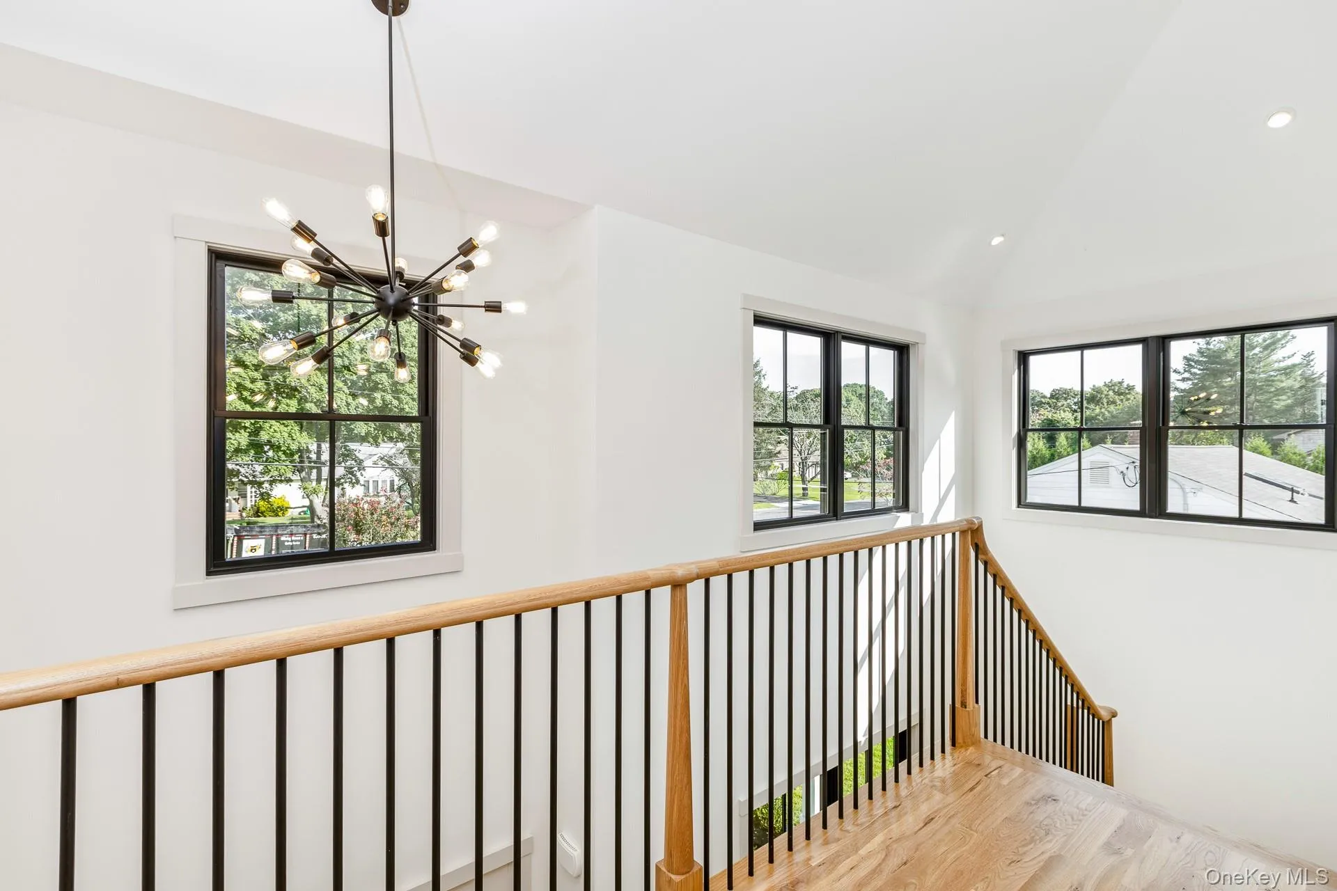 17 Nidzyn Avenue, Southampton, NY, 5 Bedrooms Bedrooms, 11 Rooms Rooms,4 BathroomsBathrooms,Residential,For Rent,Nidzyn,0,1041897 17 Nidzyn Avenue, Southampton, NY, 5 Bedrooms Bedrooms, 11 Rooms Rooms,4 BathroomsBathrooms,Residential,For Rent,Nidzyn,0,1041897