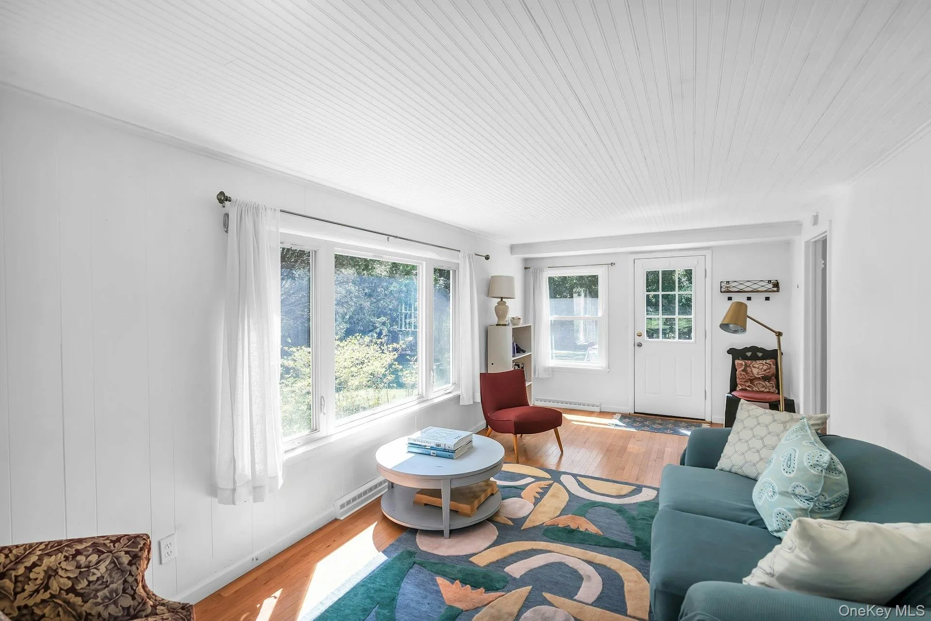 69 Squiretown Road, Southampton, NY, 2 Bedroom Bedrooms, 6 Room Rooms,1 BathroomBathrooms,Residential Lease,For Rent,Squiretown,0,1041899 69 Squiretown Road, Southampton, NY, 2 Bedroom Bedrooms, 6 Room Rooms,1 BathroomBathrooms,Residential Lease,For Rent,Squiretown,0,1041899
