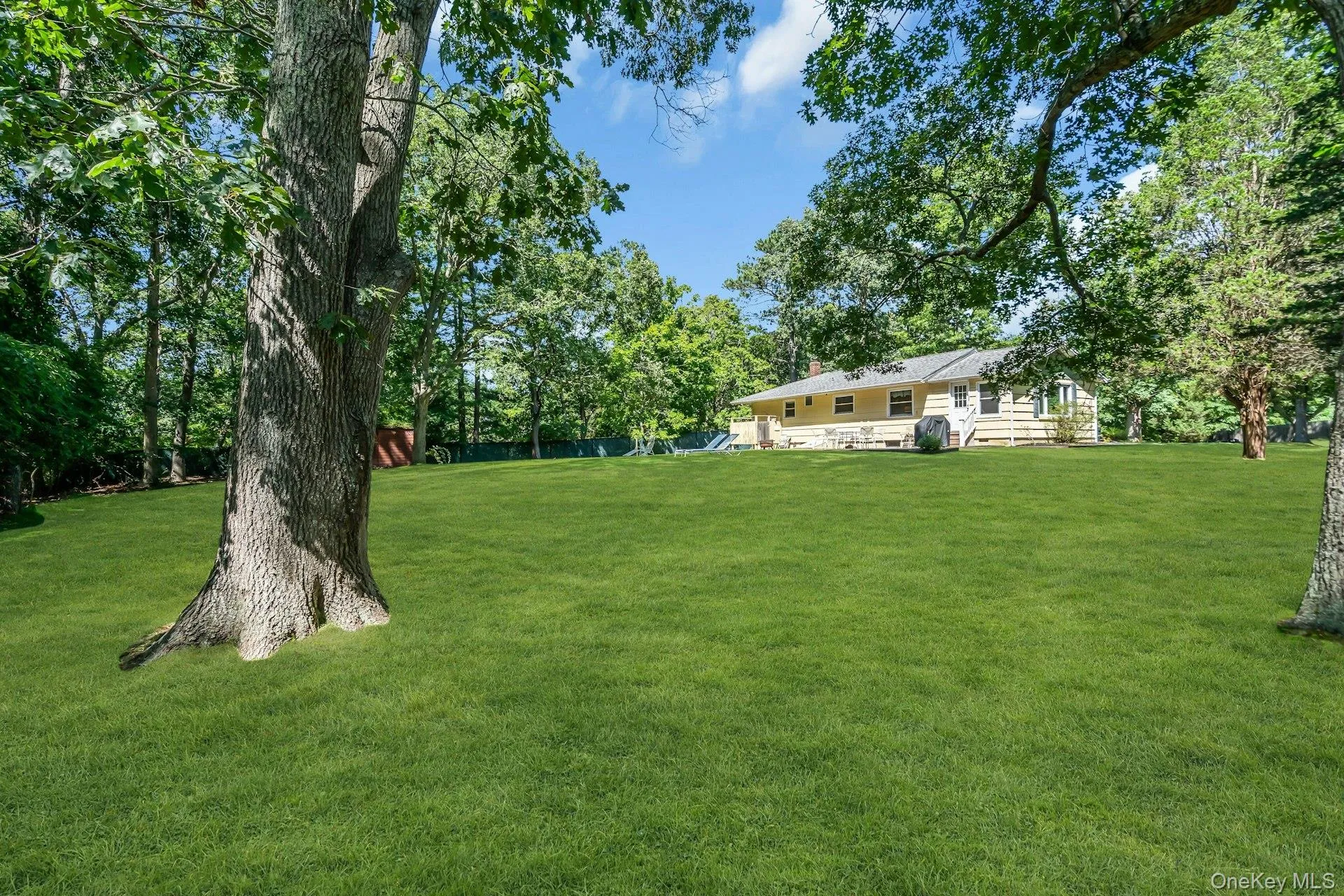69 Squiretown Road, Southampton, NY, 2 Bedroom Bedrooms, 6 Room Rooms,1 BathroomBathrooms,Residential Lease,For Rent,Squiretown,0,1041899 69 Squiretown Road, Southampton, NY, 2 Bedroom Bedrooms, 6 Room Rooms,1 BathroomBathrooms,Residential Lease,For Rent,Squiretown,0,1041899