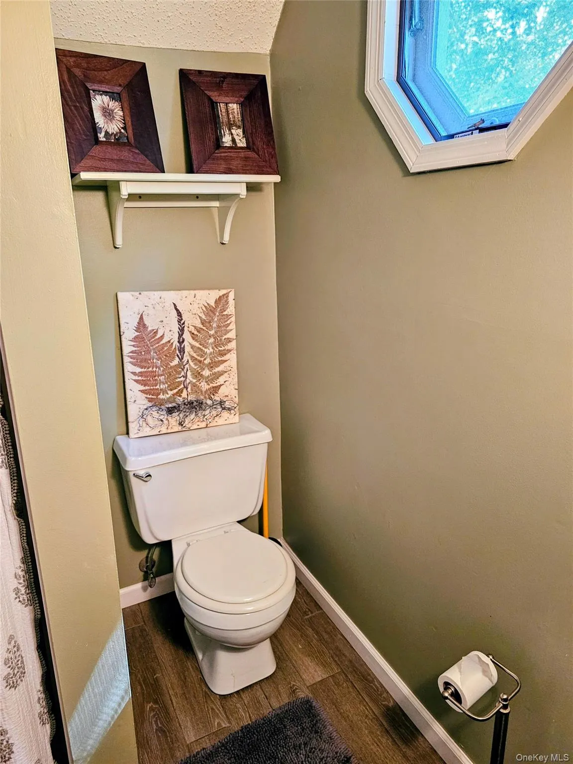 27 Fox Run, Fallsburg, NY, 2 Bedrooms Bedrooms, 6 Rooms Rooms,2 BathroomsBathrooms,Residential,For Rent,Fox,0,1041901 27 Fox Run, Fallsburg, NY, 2 Bedrooms Bedrooms, 6 Rooms Rooms,2 BathroomsBathrooms,Residential,For Rent,Fox,0,1041901