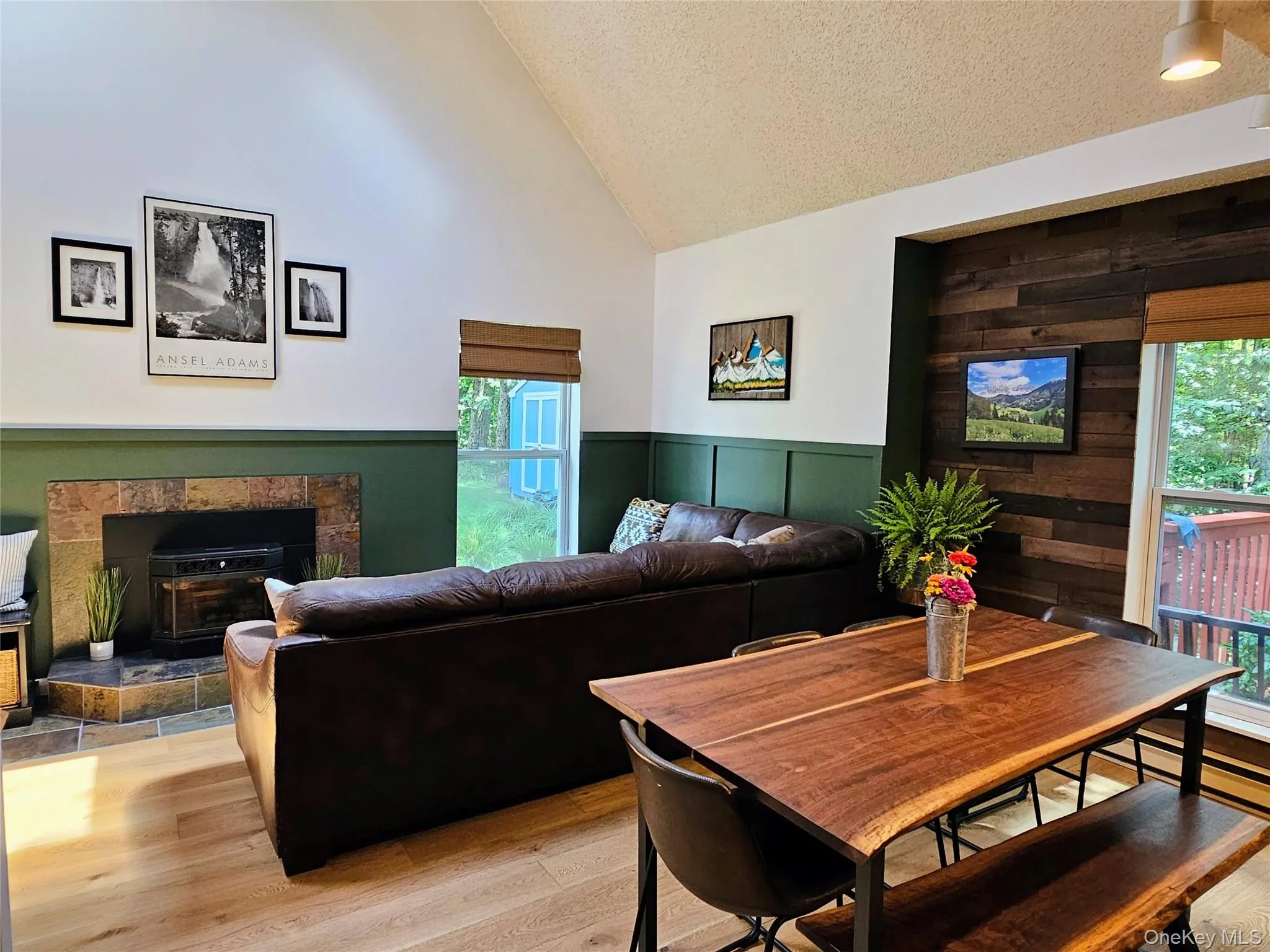 27 Fox Run, Fallsburg, NY, 2 Bedrooms Bedrooms, 6 Rooms Rooms,2 BathroomsBathrooms,Residential,For Rent,Fox,0,1041901 27 Fox Run, Fallsburg, NY, 2 Bedrooms Bedrooms, 6 Rooms Rooms,2 BathroomsBathrooms,Residential,For Rent,Fox,0,1041901