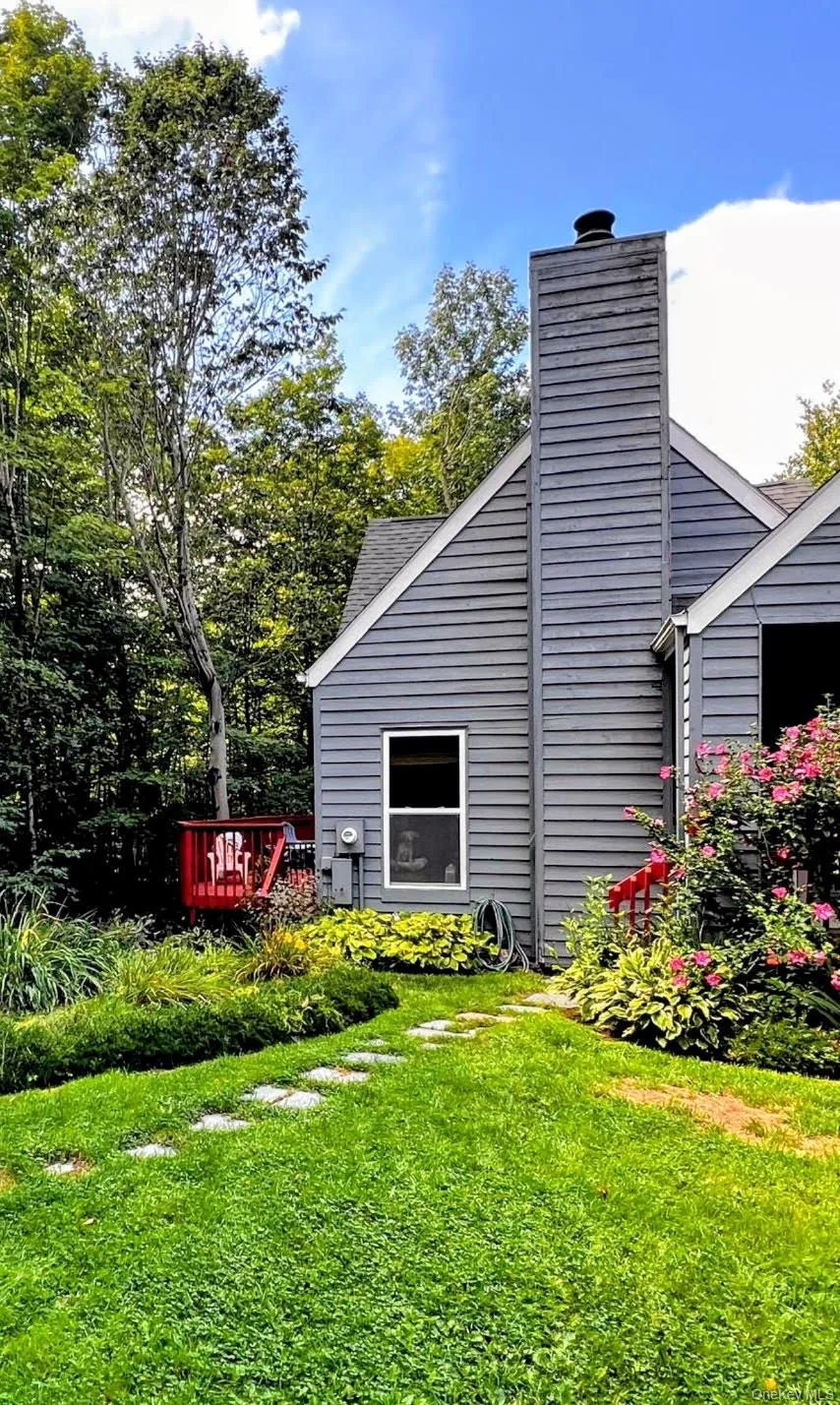 27 Fox Run, Fallsburg, NY, 2 Bedrooms Bedrooms, 6 Rooms Rooms,2 BathroomsBathrooms,Residential,For Rent,Fox,0,1041901 27 Fox Run, Fallsburg, NY, 2 Bedrooms Bedrooms, 6 Rooms Rooms,2 BathroomsBathrooms,Residential,For Rent,Fox,0,1041901