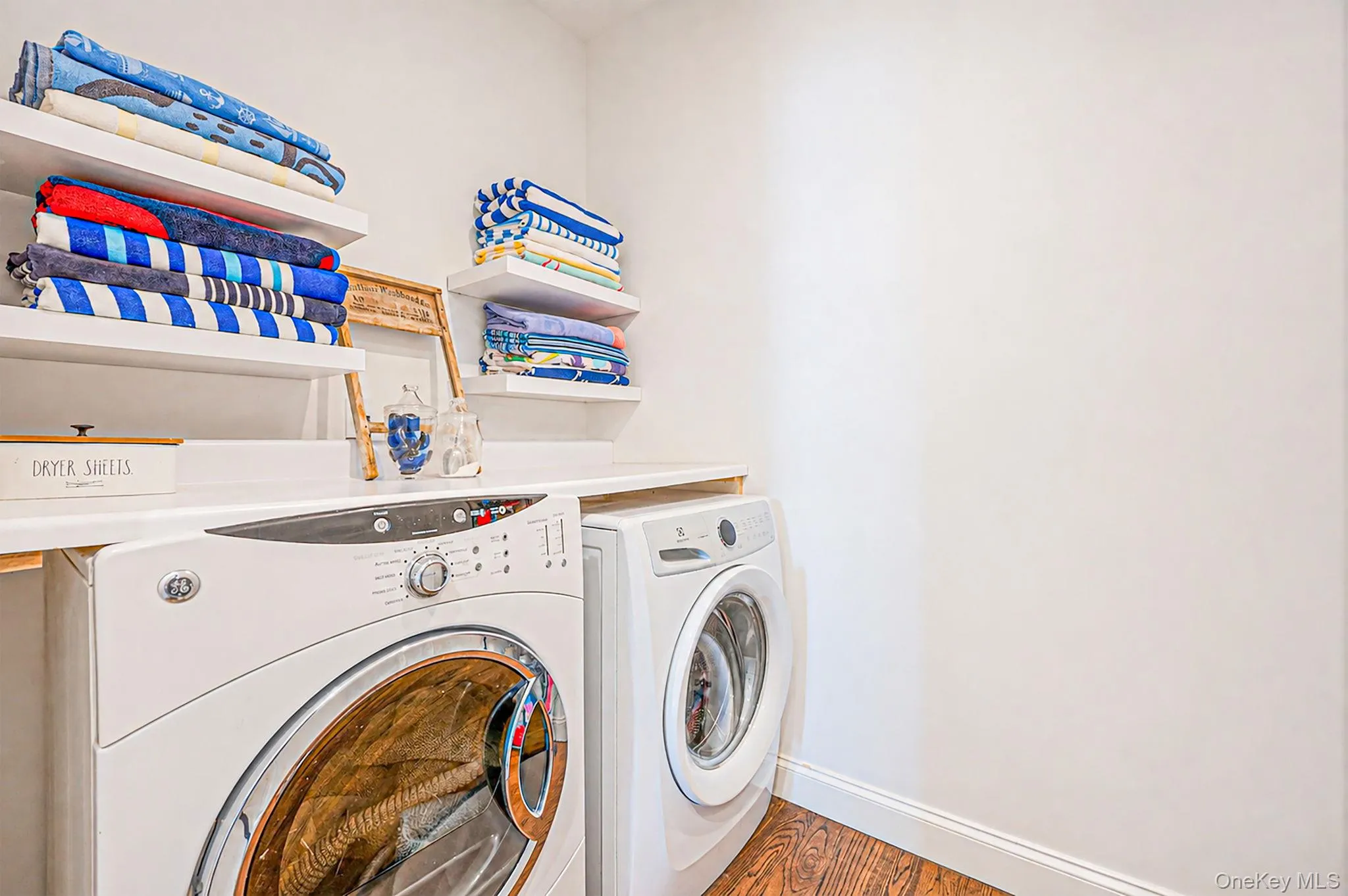 24 Pond Crossing, Southampton, NY, 3 Bedrooms Bedrooms, 12 Rooms Rooms,3 BathroomsBathrooms,Residential,For Rent,Pond,0,1041905 24 Pond Crossing, Southampton, NY, 3 Bedrooms Bedrooms, 12 Rooms Rooms,3 BathroomsBathrooms,Residential,For Rent,Pond,0,1041905