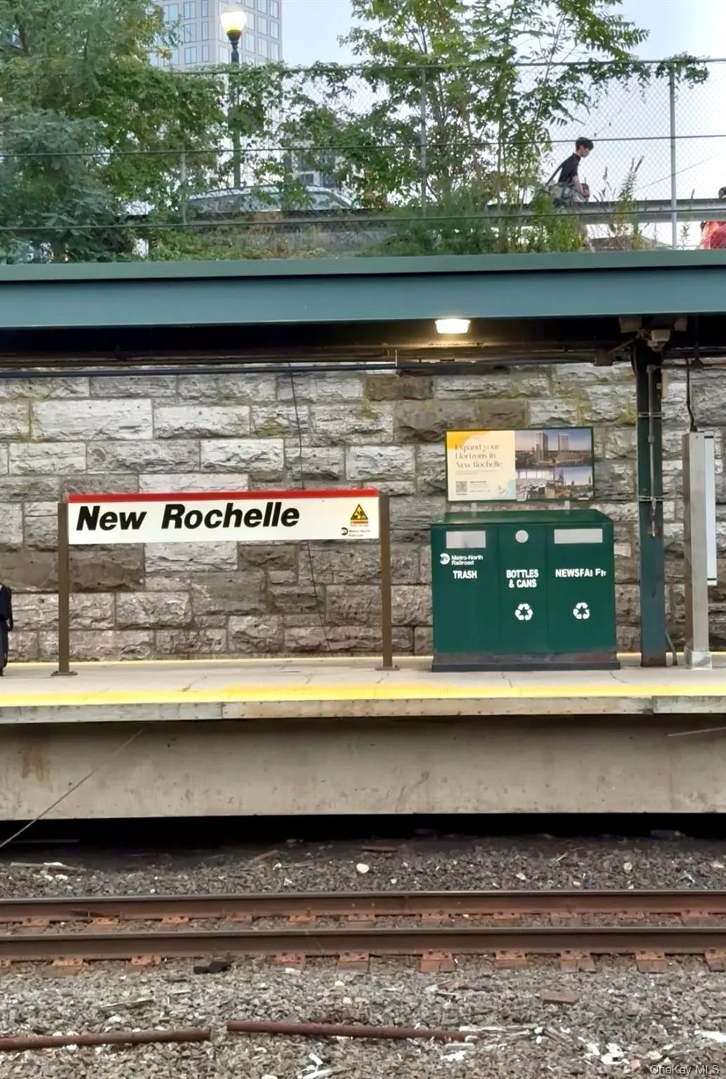 Commute via train to and from your apartment Commute via train to and from your apartment