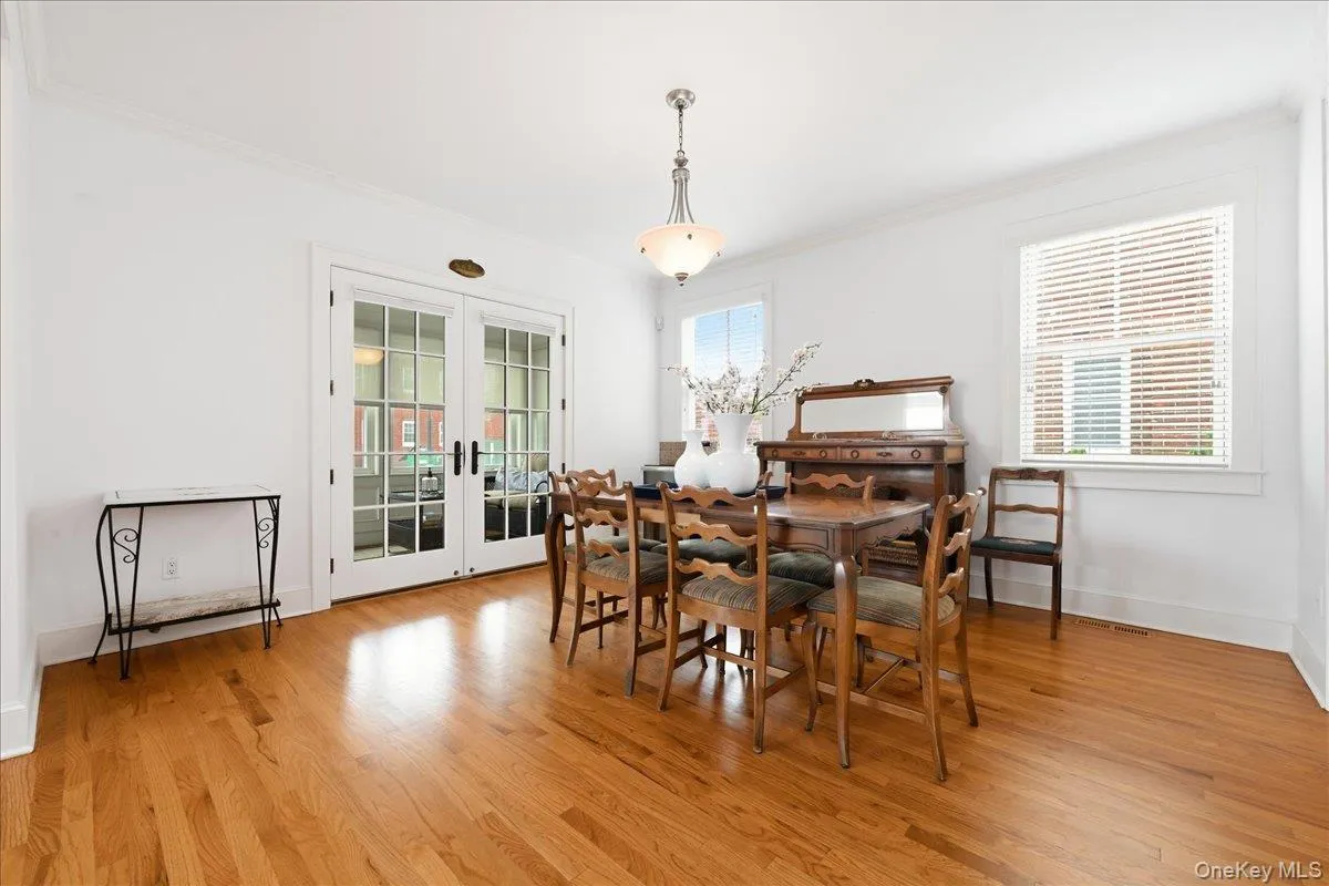 729 Penn Street, Long Beach, NY, 4 Bedrooms Bedrooms, 9 Rooms Rooms,3 BathroomsBathrooms,Residential,For Rent,Penn,0,1041909 729 Penn Street, Long Beach, NY, 4 Bedrooms Bedrooms, 9 Rooms Rooms,3 BathroomsBathrooms,Residential,For Rent,Penn,0,1041909