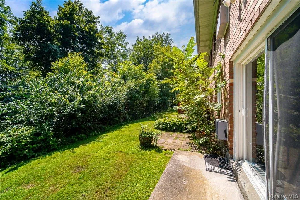 1 Alpine Drive, Wappinger, NY, 3 Bedrooms Bedrooms, 6 Rooms Rooms,1 BathroomBathrooms,Residential,For Rent,Alpine,0,1041911 1 Alpine Drive, Wappinger, NY, 3 Bedrooms Bedrooms, 6 Rooms Rooms,1 BathroomBathrooms,Residential,For Rent,Alpine,0,1041911