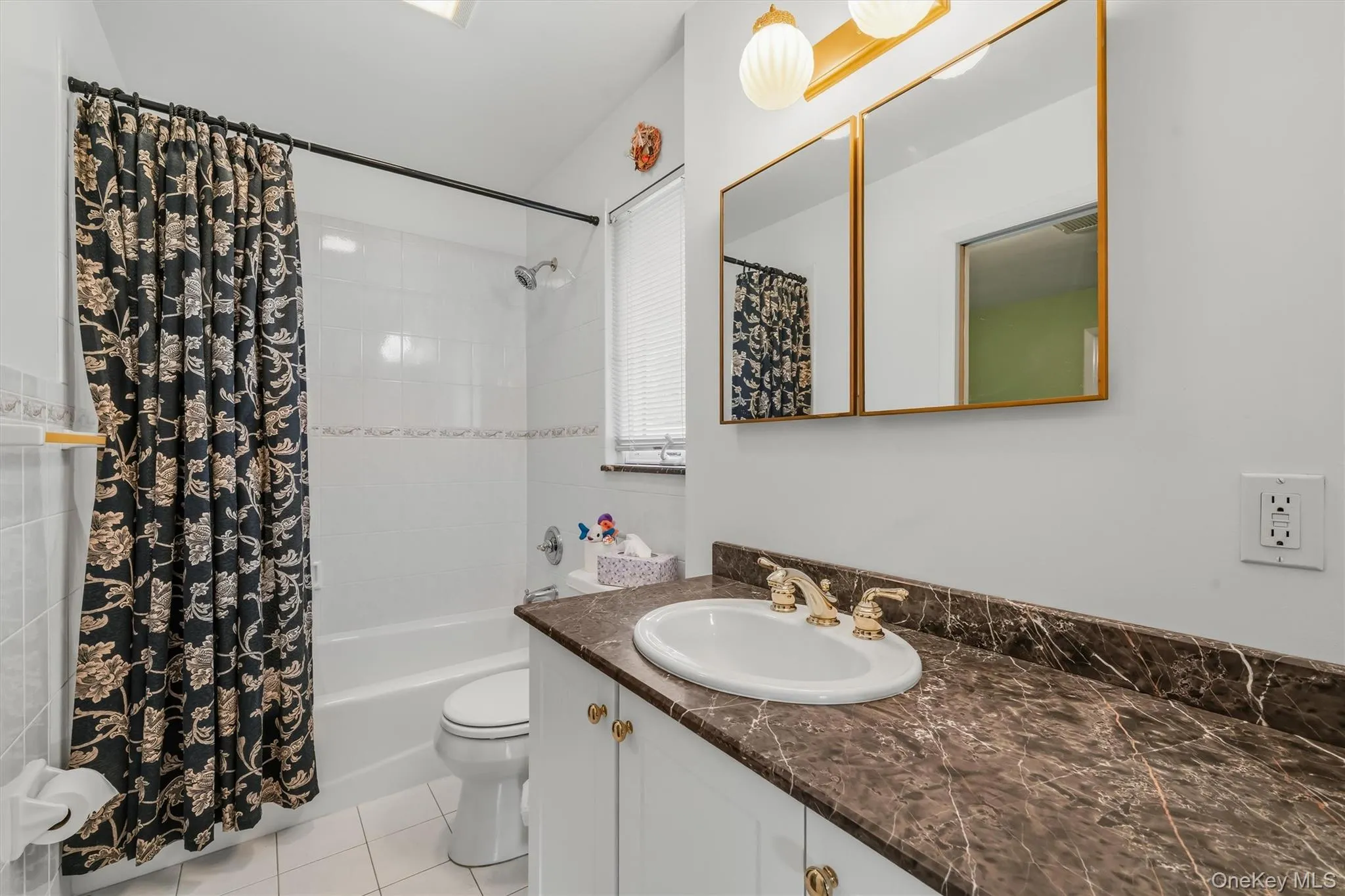 92 Edgewood Drive, Orangetown, NY, 4 Bedrooms Bedrooms, 9 Rooms Rooms,2 BathroomsBathrooms,Residential,For Rent,Edgewood,0,1041913 92 Edgewood Drive, Orangetown, NY, 4 Bedrooms Bedrooms, 9 Rooms Rooms,2 BathroomsBathrooms,Residential,For Rent,Edgewood,0,1041913