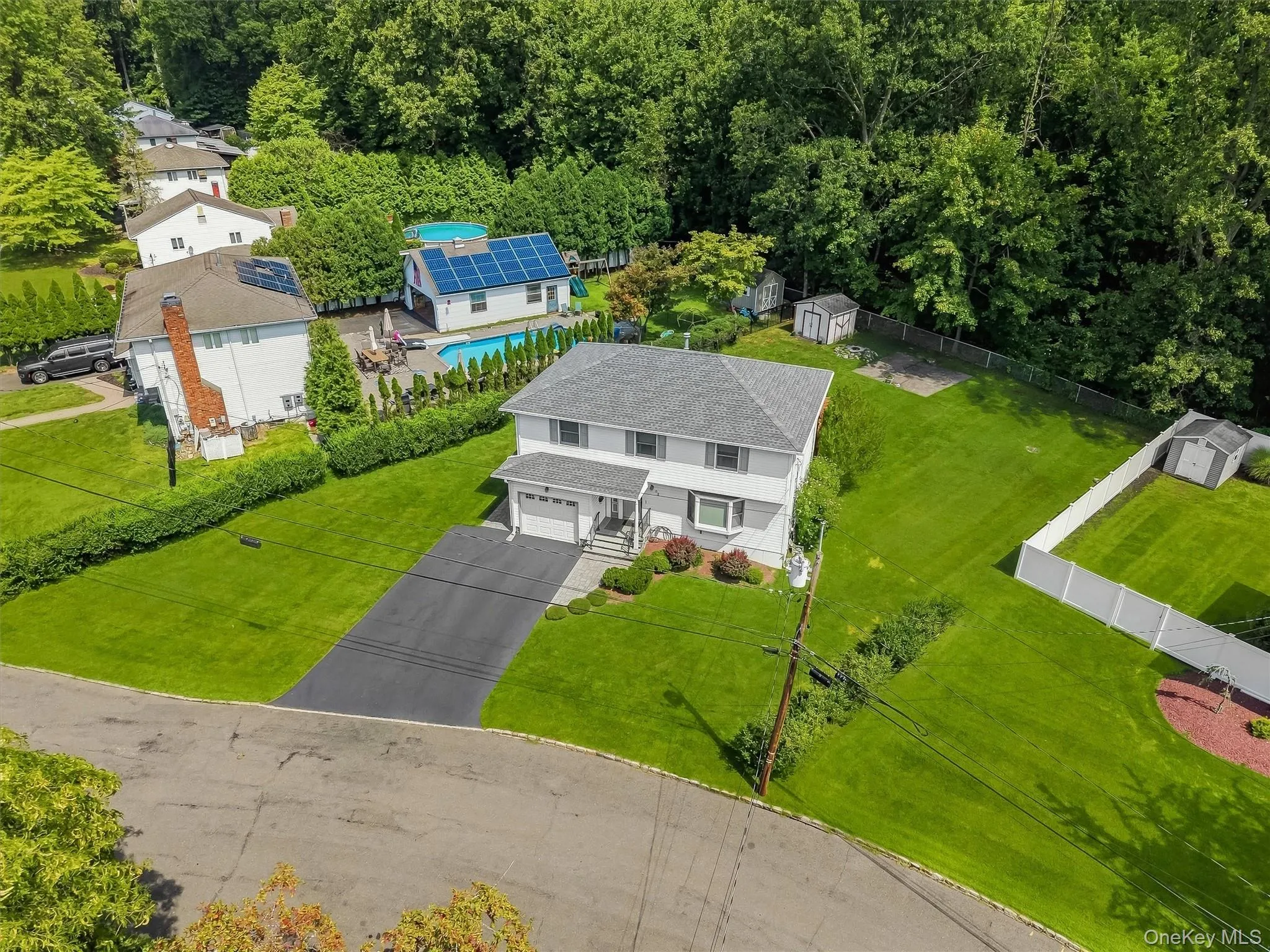 92 Edgewood Drive, Orangetown, NY, 4 Bedrooms Bedrooms, 9 Rooms Rooms,2 BathroomsBathrooms,Residential,For Rent,Edgewood,0,1041913 92 Edgewood Drive, Orangetown, NY, 4 Bedrooms Bedrooms, 9 Rooms Rooms,2 BathroomsBathrooms,Residential,For Rent,Edgewood,0,1041913