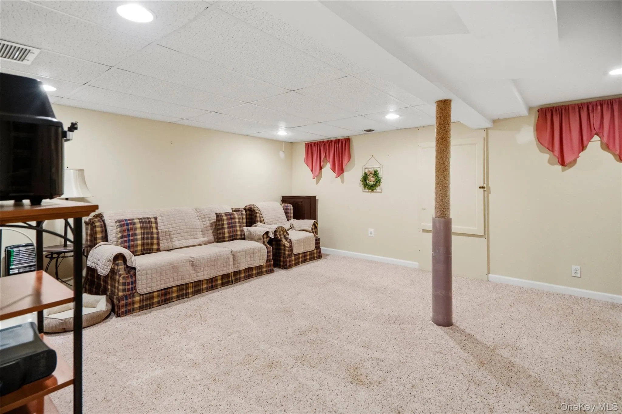 494 Putnam Avenue, Babylon, NY, 3 Bedrooms Bedrooms, 7 Rooms Rooms,1 BathroomBathrooms,Residential,For Rent,Putnam,0,1041915 494 Putnam Avenue, Babylon, NY, 3 Bedrooms Bedrooms, 7 Rooms Rooms,1 BathroomBathrooms,Residential,For Rent,Putnam,0,1041915