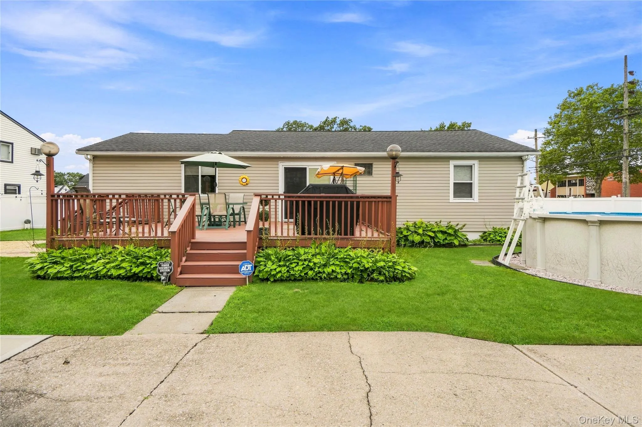 494 Putnam Avenue, Babylon, NY, 3 Bedrooms Bedrooms, 7 Rooms Rooms,1 BathroomBathrooms,Residential,For Rent,Putnam,0,1041915 494 Putnam Avenue, Babylon, NY, 3 Bedrooms Bedrooms, 7 Rooms Rooms,1 BathroomBathrooms,Residential,For Rent,Putnam,0,1041915