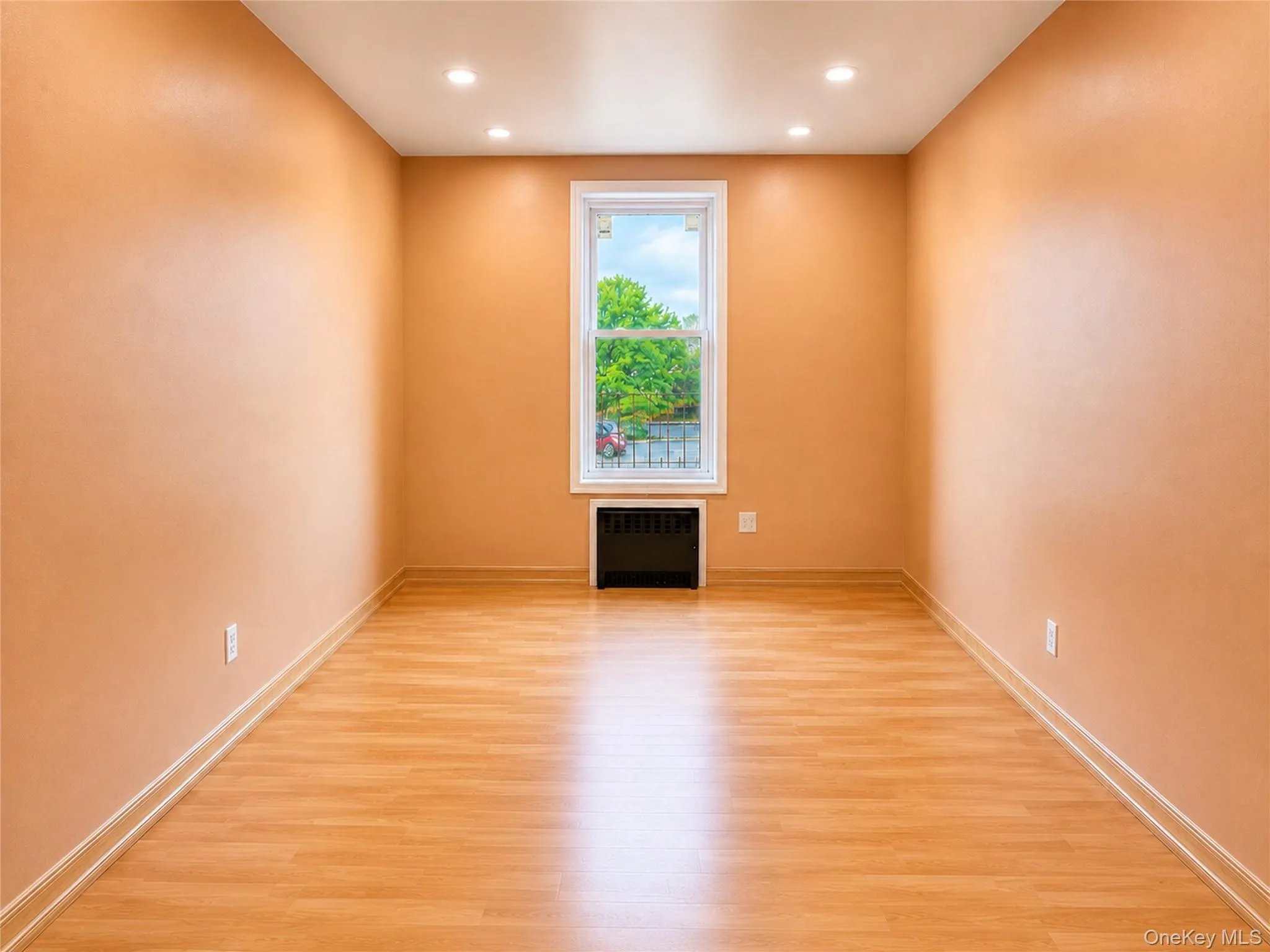 1939 Ellis Avenue, New York, NY, 4 Bedroom Bedrooms, 6 Room Rooms,1 BathroomBathrooms,Residential Lease,For Rent,Ellis,0,1041916 1939 Ellis Avenue, New York, NY, 4 Bedroom Bedrooms, 6 Room Rooms,1 BathroomBathrooms,Residential Lease,For Rent,Ellis,0,1041916