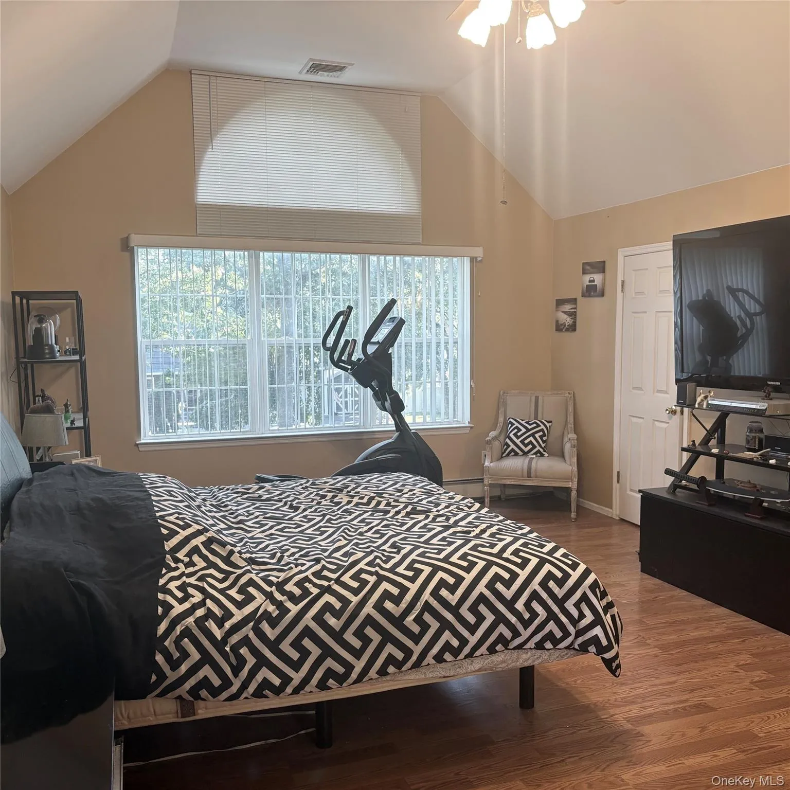 109 Crestwood Drive, Brookhaven, NY, 4 Bedrooms Bedrooms, 8 Rooms Rooms,2 BathroomsBathrooms,Residential,For Rent,Crestwood,0,1041918 109 Crestwood Drive, Brookhaven, NY, 4 Bedrooms Bedrooms, 8 Rooms Rooms,2 BathroomsBathrooms,Residential,For Rent,Crestwood,0,1041918