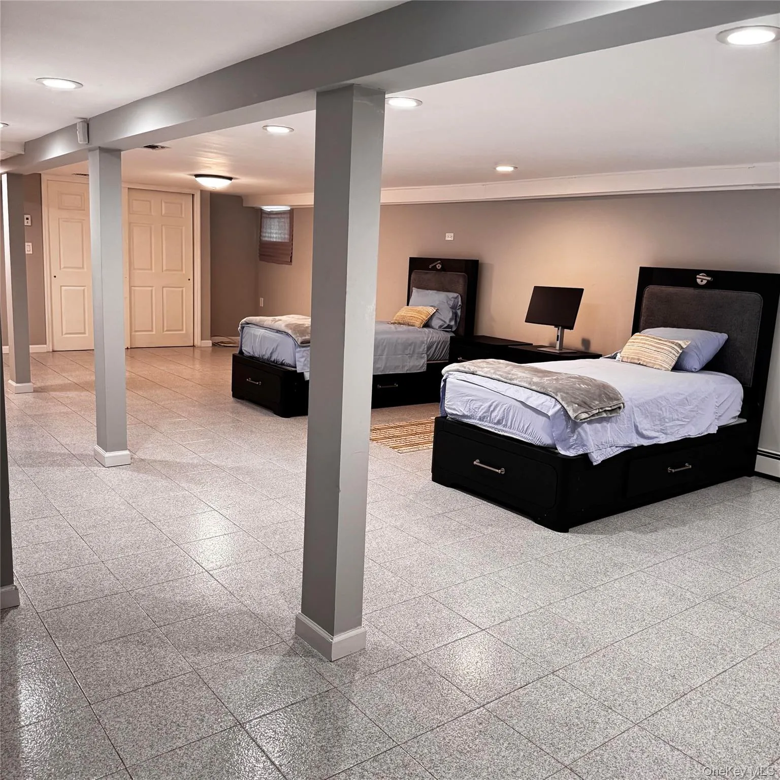 3318 MURDOCK Avenue, Hempstead, NY, 3 Bedrooms Bedrooms, 6 Rooms Rooms,2 BathroomsBathrooms,Residential,For Rent,MURDOCK,0,1041923 3318 MURDOCK Avenue, Hempstead, NY, 3 Bedrooms Bedrooms, 6 Rooms Rooms,2 BathroomsBathrooms,Residential,For Rent,MURDOCK,0,1041923