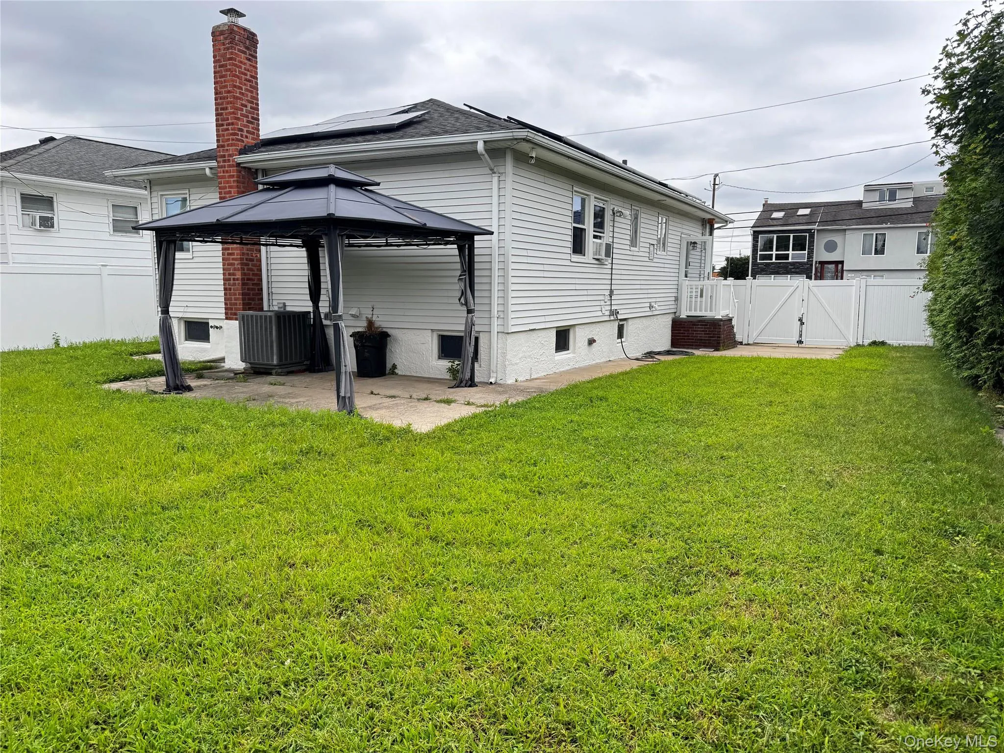 3318 MURDOCK Avenue, Hempstead, NY, 3 Bedrooms Bedrooms, 6 Rooms Rooms,2 BathroomsBathrooms,Residential,For Rent,MURDOCK,0,1041923 3318 MURDOCK Avenue, Hempstead, NY, 3 Bedrooms Bedrooms, 6 Rooms Rooms,2 BathroomsBathrooms,Residential,For Rent,MURDOCK,0,1041923