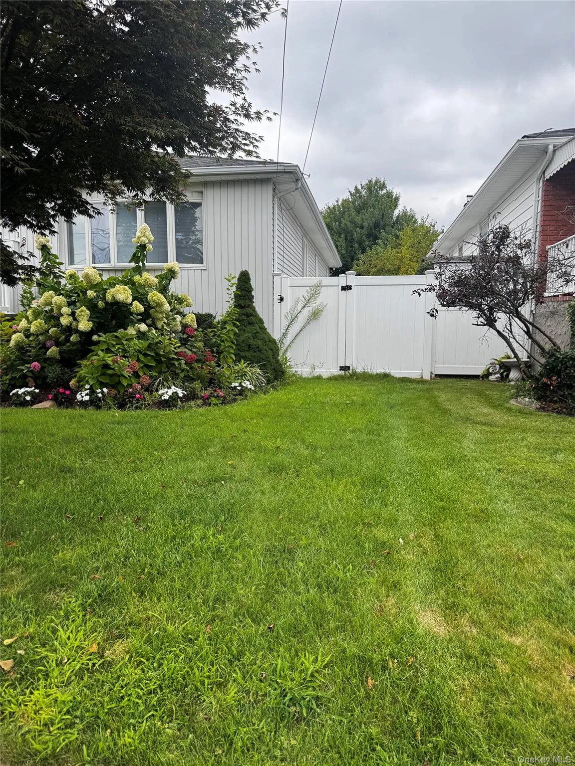 3318 MURDOCK Avenue, Hempstead, NY, 3 Bedrooms Bedrooms, 6 Rooms Rooms,2 BathroomsBathrooms,Residential,For Rent,MURDOCK,0,1041923 3318 MURDOCK Avenue, Hempstead, NY, 3 Bedrooms Bedrooms, 6 Rooms Rooms,2 BathroomsBathrooms,Residential,For Rent,MURDOCK,0,1041923