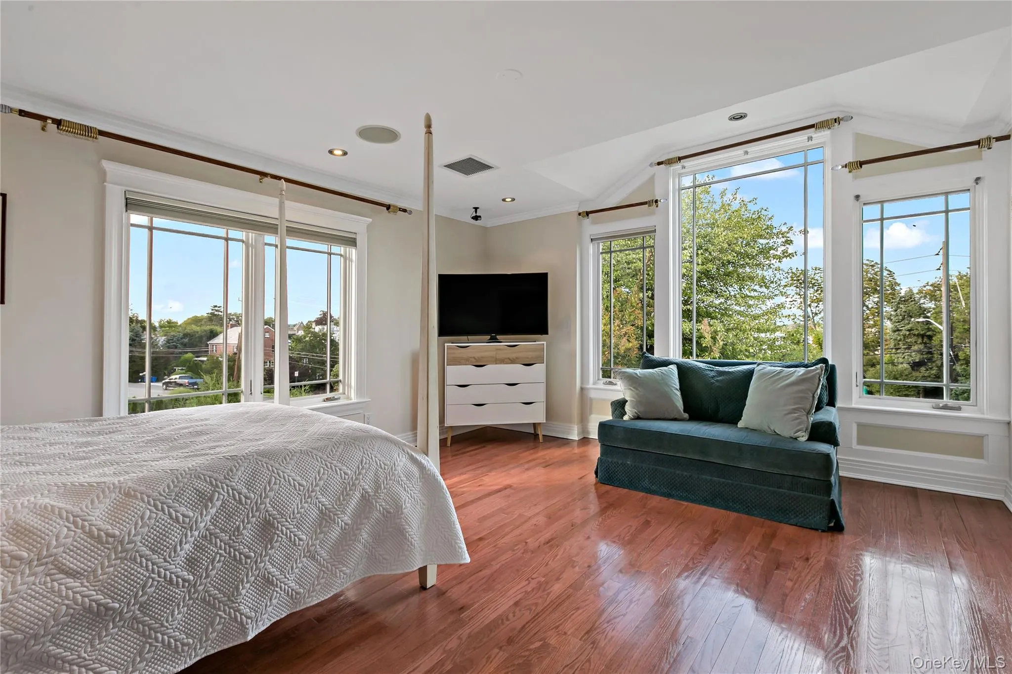 50 Echo Bay Drive, New Rochelle, NY, 5 Bedrooms Bedrooms, 11 Rooms Rooms,6 BathroomsBathrooms,Residential,For Rent,Echo Bay,0,1041927 50 Echo Bay Drive, New Rochelle, NY, 5 Bedrooms Bedrooms, 11 Rooms Rooms,6 BathroomsBathrooms,Residential,For Rent,Echo Bay,0,1041927