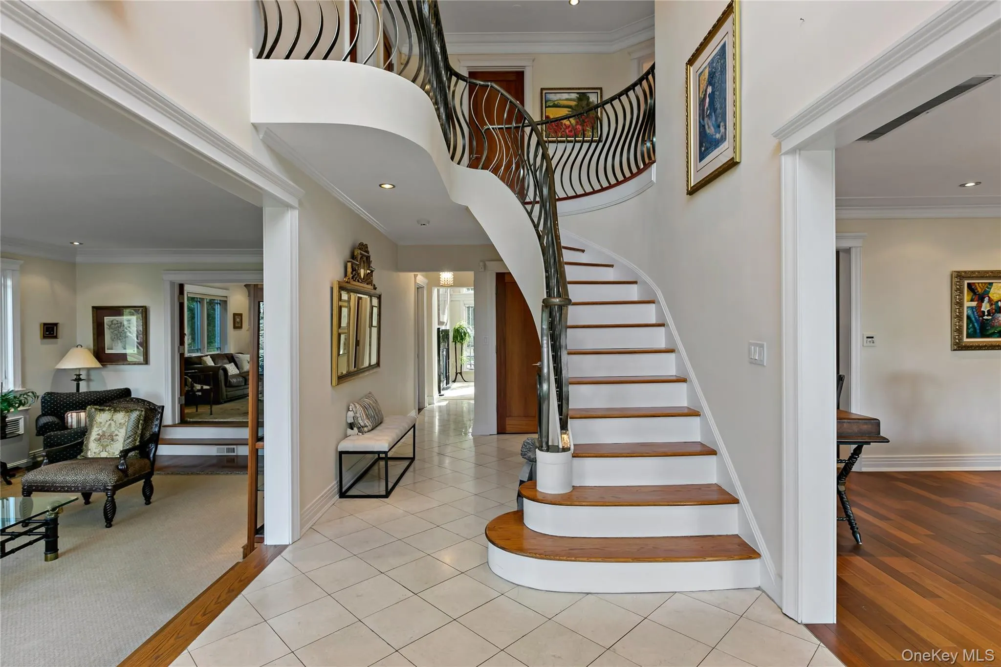 Welcoming Double Story Entrance Foyer Welcoming Double Story Entrance Foyer