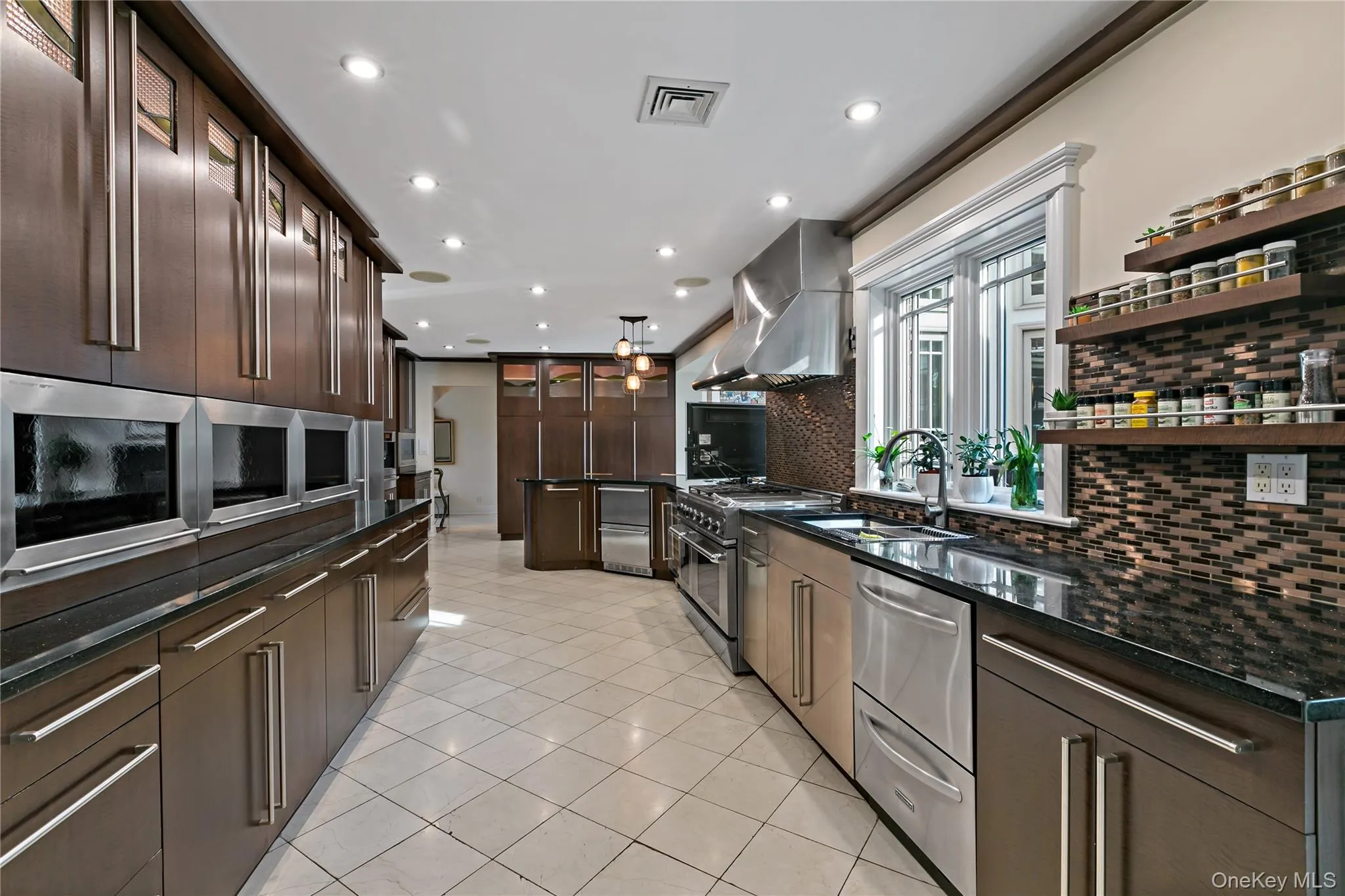 50 Echo Bay Drive, New Rochelle, NY, 5 Bedrooms Bedrooms, 11 Rooms Rooms,6 BathroomsBathrooms,Residential,For Rent,Echo Bay,0,1041927 50 Echo Bay Drive, New Rochelle, NY, 5 Bedrooms Bedrooms, 11 Rooms Rooms,6 BathroomsBathrooms,Residential,For Rent,Echo Bay,0,1041927