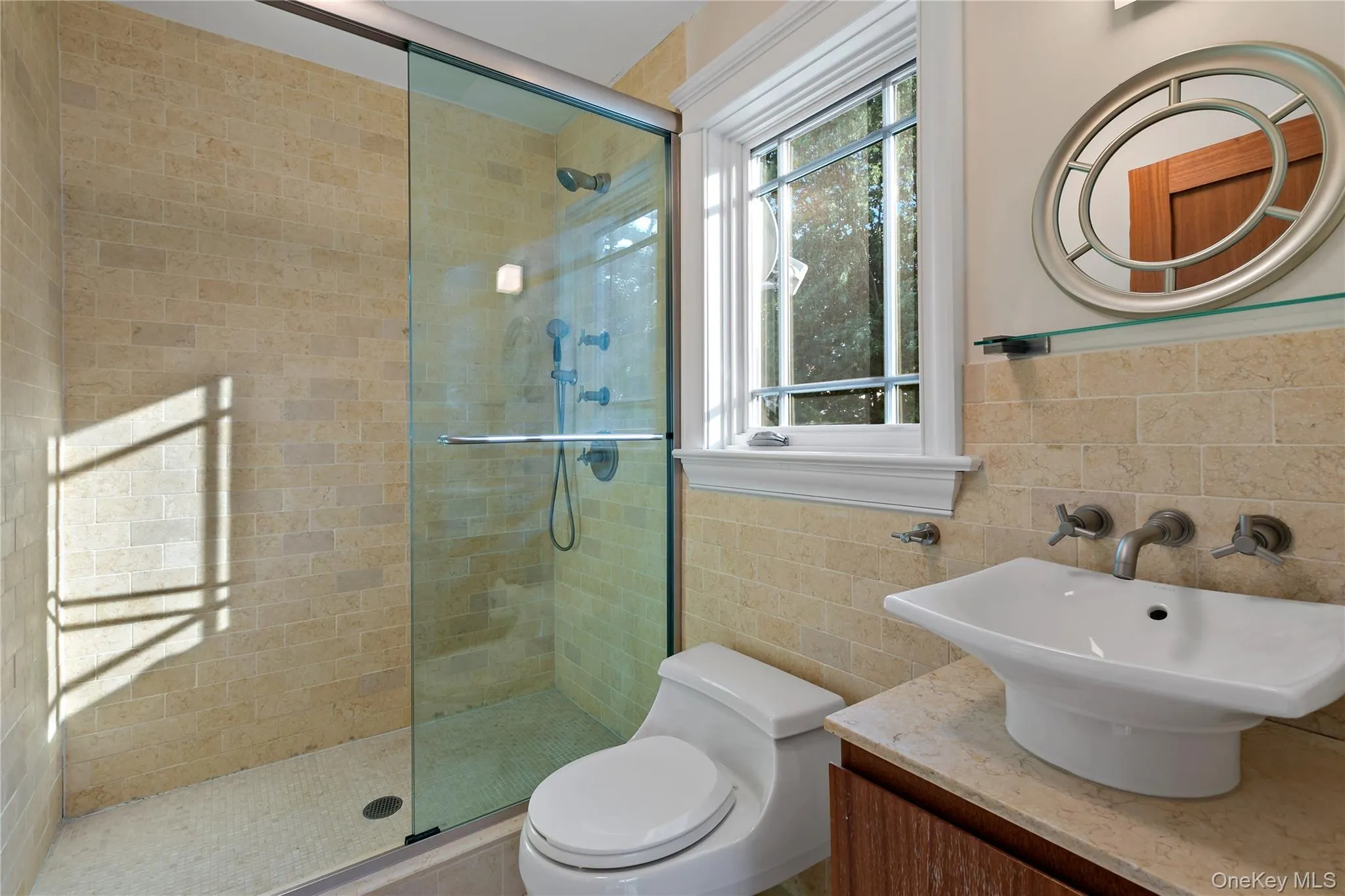 En-suite Bath En-suite Bath