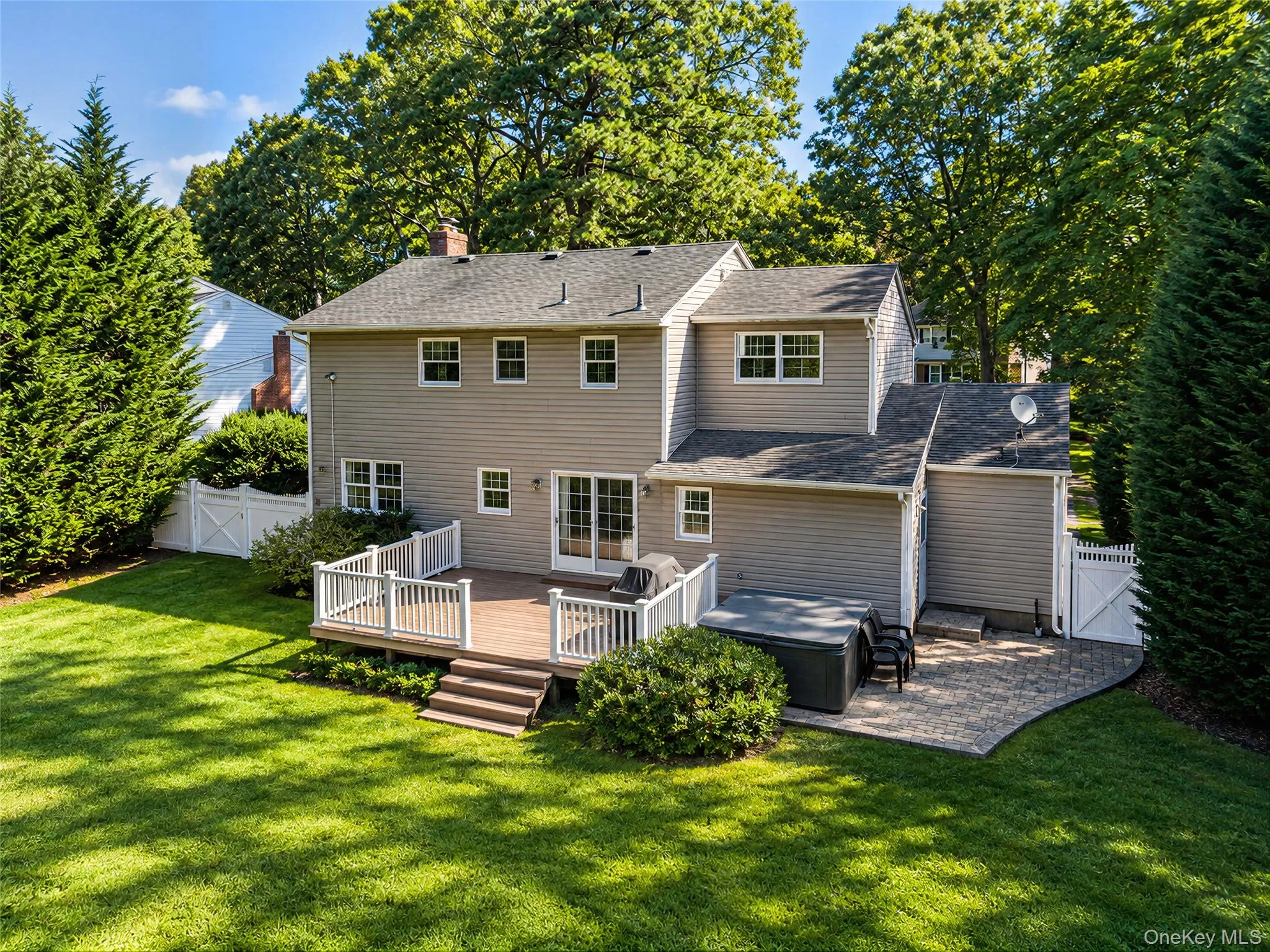 16 Dogwood Drive, Smithtown, NY, 4 Bedrooms Bedrooms, 8 Rooms Rooms,2 BathroomsBathrooms,Residential,For Rent,Dogwood,0,1041929 16 Dogwood Drive, Smithtown, NY, 4 Bedrooms Bedrooms, 8 Rooms Rooms,2 BathroomsBathrooms,Residential,For Rent,Dogwood,0,1041929