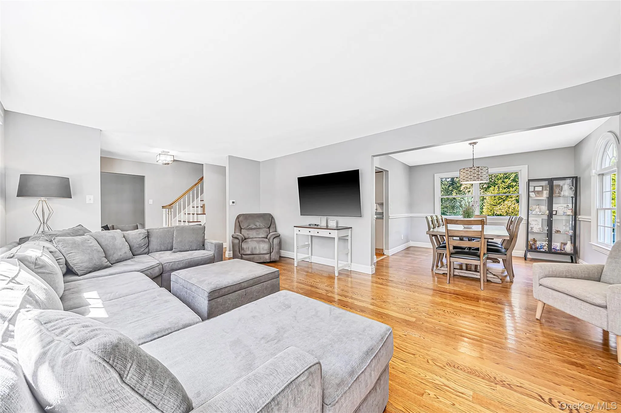16 Dogwood Drive, Smithtown, NY, 4 Bedrooms Bedrooms, 8 Rooms Rooms,2 BathroomsBathrooms,Residential,For Rent,Dogwood,0,1041929 16 Dogwood Drive, Smithtown, NY, 4 Bedrooms Bedrooms, 8 Rooms Rooms,2 BathroomsBathrooms,Residential,For Rent,Dogwood,0,1041929