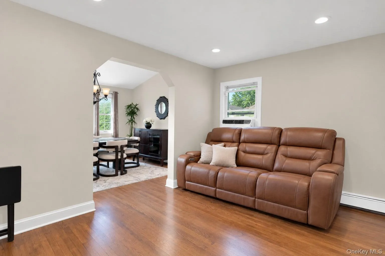 22 Shine Place, Hempstead, NY, 3 Bedrooms Bedrooms, 8 Rooms Rooms,1 BathroomBathrooms,Residential,For Rent,Shine,0,1041942 22 Shine Place, Hempstead, NY, 3 Bedrooms Bedrooms, 8 Rooms Rooms,1 BathroomBathrooms,Residential,For Rent,Shine,0,1041942