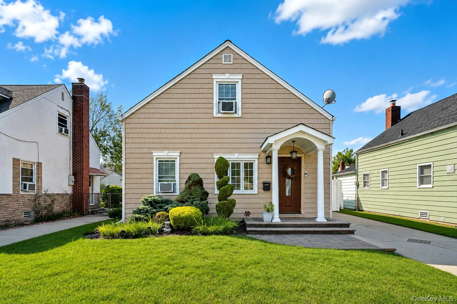22 Shine Place, Hempstead, NY, 3 Bedrooms Bedrooms, 8 Rooms Rooms,1 BathroomBathrooms,Residential,For Rent,Shine,0,1041942 22 Shine Place, Hempstead, NY, 3 Bedrooms Bedrooms, 8 Rooms Rooms,1 BathroomBathrooms,Residential,For Rent,Shine,0,1041942