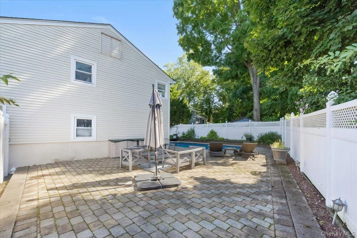 8 Foxwood Avenue, Ramapo, NY, 4 Bedrooms Bedrooms, 11 Rooms Rooms,2 BathroomsBathrooms,Residential,For Rent,Foxwood,0,1041944 8 Foxwood Avenue, Ramapo, NY, 4 Bedrooms Bedrooms, 11 Rooms Rooms,2 BathroomsBathrooms,Residential,For Rent,Foxwood,0,1041944
