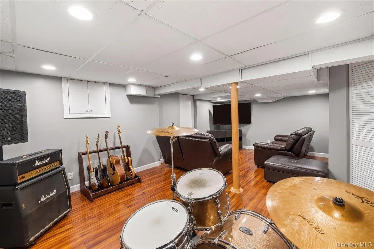8 Foxwood Avenue, Ramapo, NY, 4 Bedrooms Bedrooms, 11 Rooms Rooms,2 BathroomsBathrooms,Residential,For Rent,Foxwood,0,1041944 8 Foxwood Avenue, Ramapo, NY, 4 Bedrooms Bedrooms, 11 Rooms Rooms,2 BathroomsBathrooms,Residential,For Rent,Foxwood,0,1041944