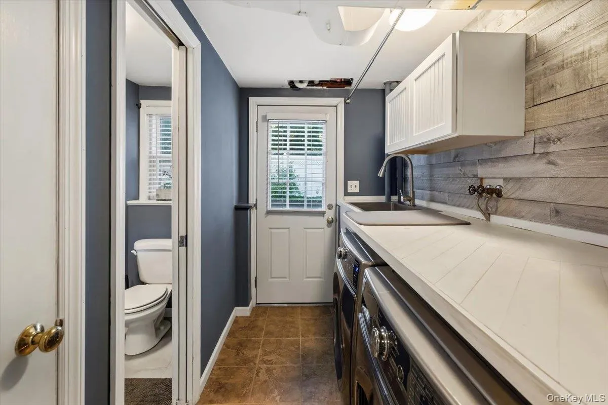 8 Foxwood Avenue, Ramapo, NY, 4 Bedrooms Bedrooms, 11 Rooms Rooms,2 BathroomsBathrooms,Residential,For Rent,Foxwood,0,1041944 8 Foxwood Avenue, Ramapo, NY, 4 Bedrooms Bedrooms, 11 Rooms Rooms,2 BathroomsBathrooms,Residential,For Rent,Foxwood,0,1041944
