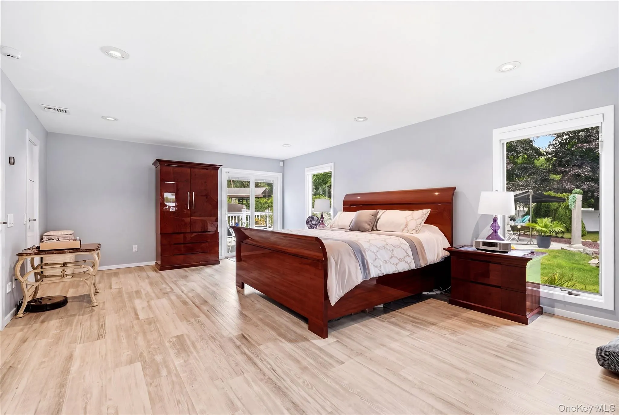 31 Deer Run, Islip, NY, 4 Bedrooms Bedrooms, 10 Rooms Rooms,2 BathroomsBathrooms,Residential,For Rent,Deer,0,1041948 31 Deer Run, Islip, NY, 4 Bedrooms Bedrooms, 10 Rooms Rooms,2 BathroomsBathrooms,Residential,For Rent,Deer,0,1041948