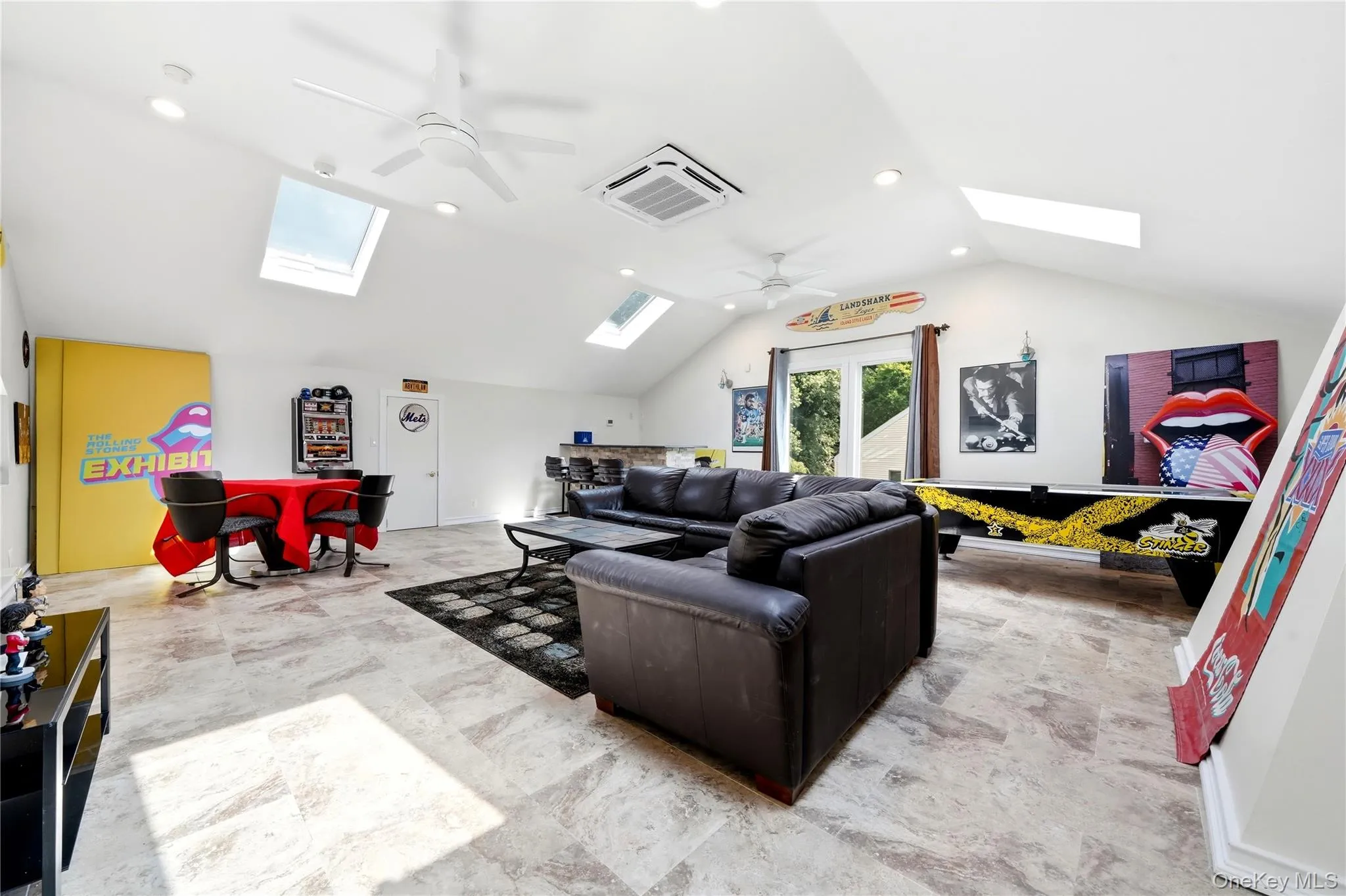 31 Deer Run, Islip, NY, 4 Bedrooms Bedrooms, 10 Rooms Rooms,2 BathroomsBathrooms,Residential,For Rent,Deer,0,1041948 31 Deer Run, Islip, NY, 4 Bedrooms Bedrooms, 10 Rooms Rooms,2 BathroomsBathrooms,Residential,For Rent,Deer,0,1041948