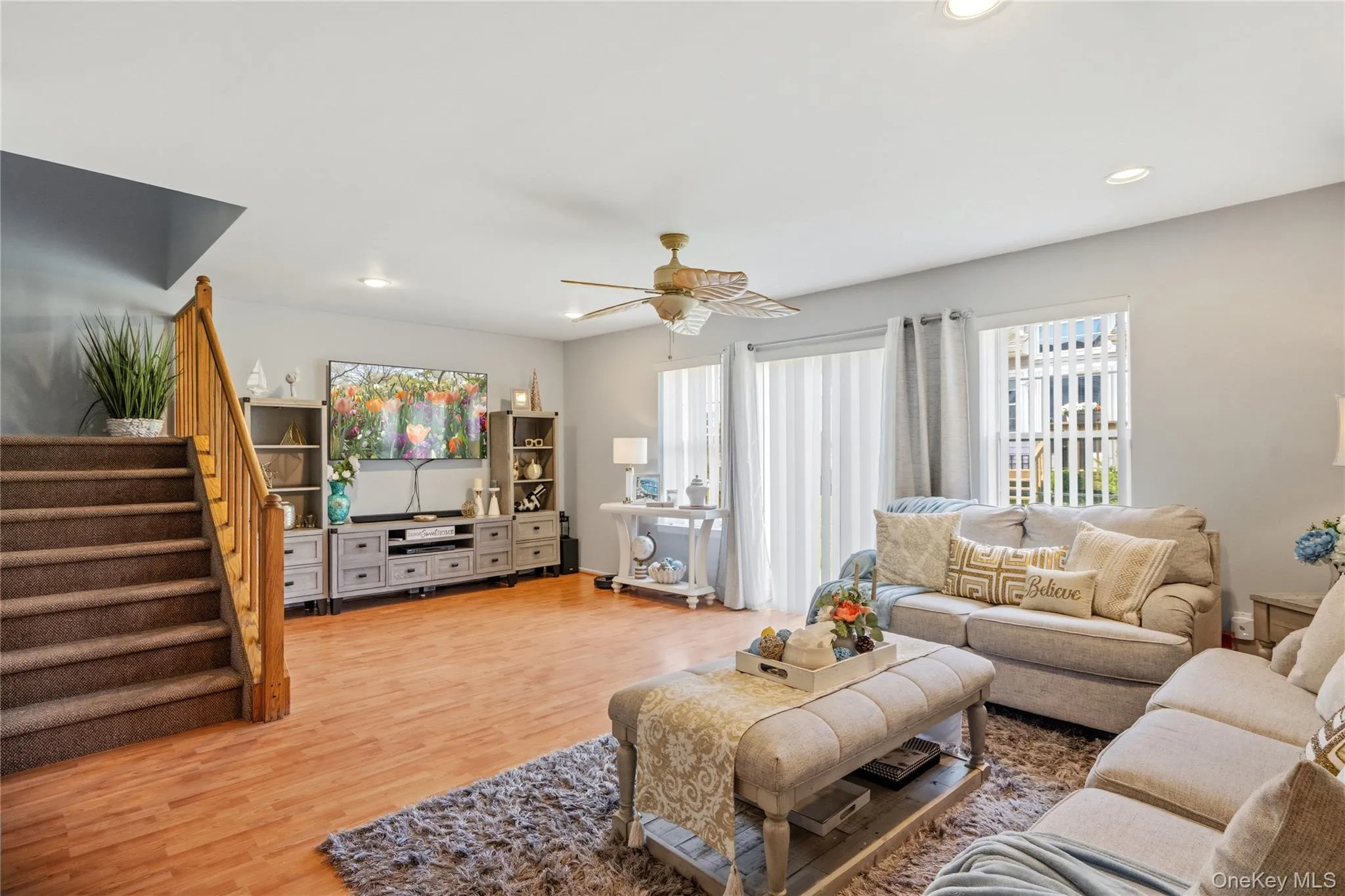 15 Springfield Circle, Islip, NY, 3 Bedrooms Bedrooms, 6 Rooms Rooms,2 BathroomsBathrooms,Residential,For Rent,Springfield,0,1041958 15 Springfield Circle, Islip, NY, 3 Bedrooms Bedrooms, 6 Rooms Rooms,2 BathroomsBathrooms,Residential,For Rent,Springfield,0,1041958