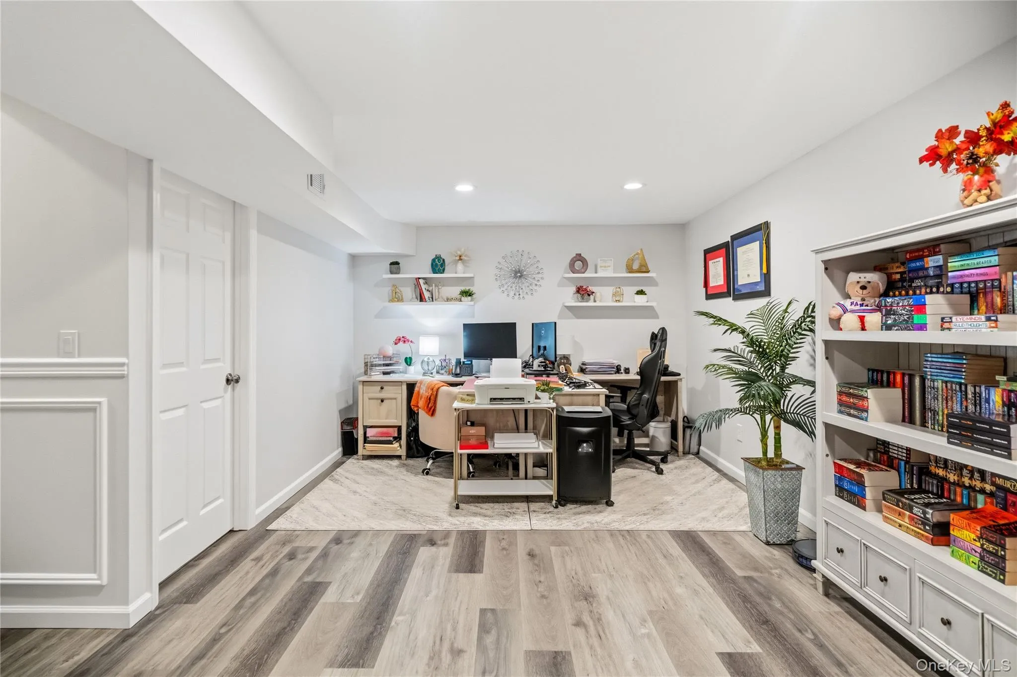 15 Springfield Circle, Islip, NY, 3 Bedrooms Bedrooms, 6 Rooms Rooms,2 BathroomsBathrooms,Residential,For Rent,Springfield,0,1041958 15 Springfield Circle, Islip, NY, 3 Bedrooms Bedrooms, 6 Rooms Rooms,2 BathroomsBathrooms,Residential,For Rent,Springfield,0,1041958