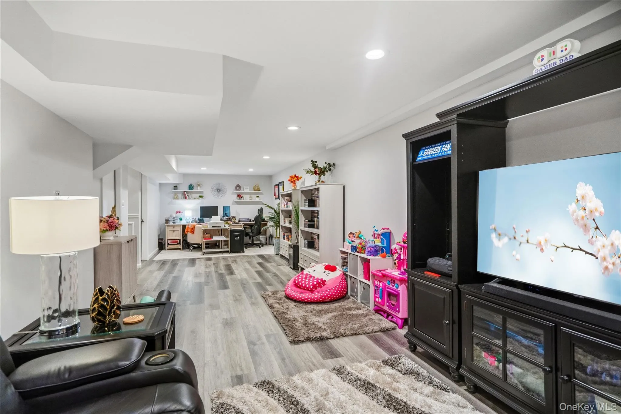 15 Springfield Circle, Islip, NY, 3 Bedrooms Bedrooms, 6 Rooms Rooms,2 BathroomsBathrooms,Residential,For Rent,Springfield,0,1041958 15 Springfield Circle, Islip, NY, 3 Bedrooms Bedrooms, 6 Rooms Rooms,2 BathroomsBathrooms,Residential,For Rent,Springfield,0,1041958