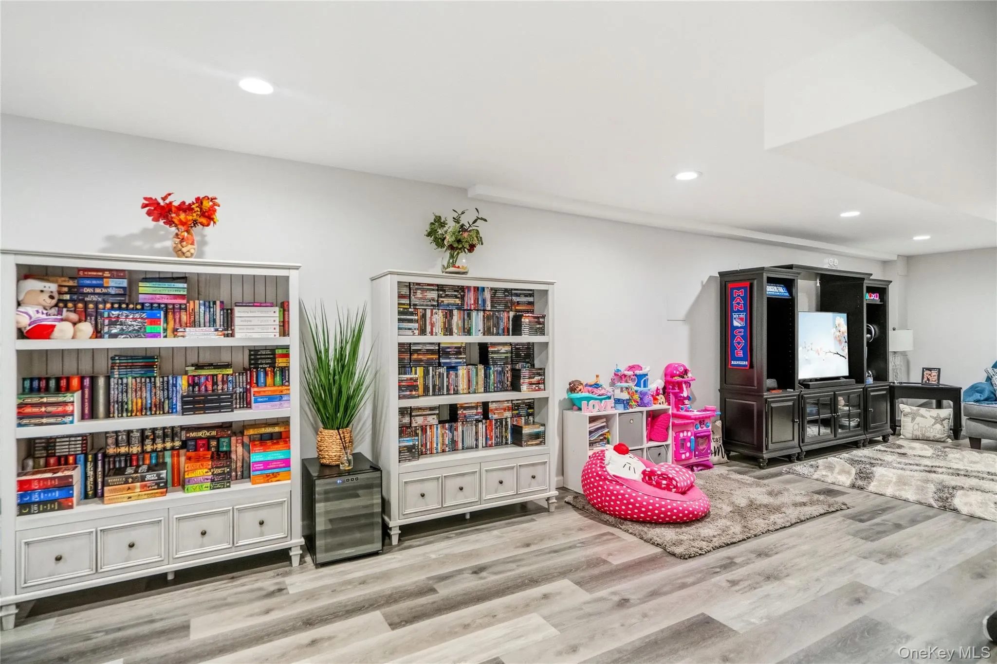 15 Springfield Circle, Islip, NY, 3 Bedrooms Bedrooms, 6 Rooms Rooms,2 BathroomsBathrooms,Residential,For Rent,Springfield,0,1041958 15 Springfield Circle, Islip, NY, 3 Bedrooms Bedrooms, 6 Rooms Rooms,2 BathroomsBathrooms,Residential,For Rent,Springfield,0,1041958
