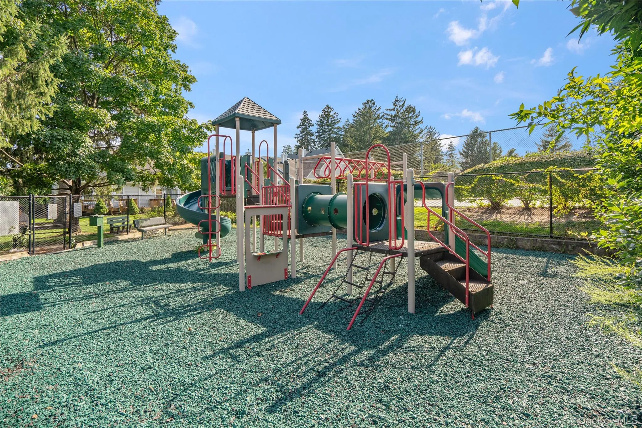 15 Springfield Circle, Islip, NY, 3 Bedrooms Bedrooms, 6 Rooms Rooms,2 BathroomsBathrooms,Residential,For Rent,Springfield,0,1041958 15 Springfield Circle, Islip, NY, 3 Bedrooms Bedrooms, 6 Rooms Rooms,2 BathroomsBathrooms,Residential,For Rent,Springfield,0,1041958