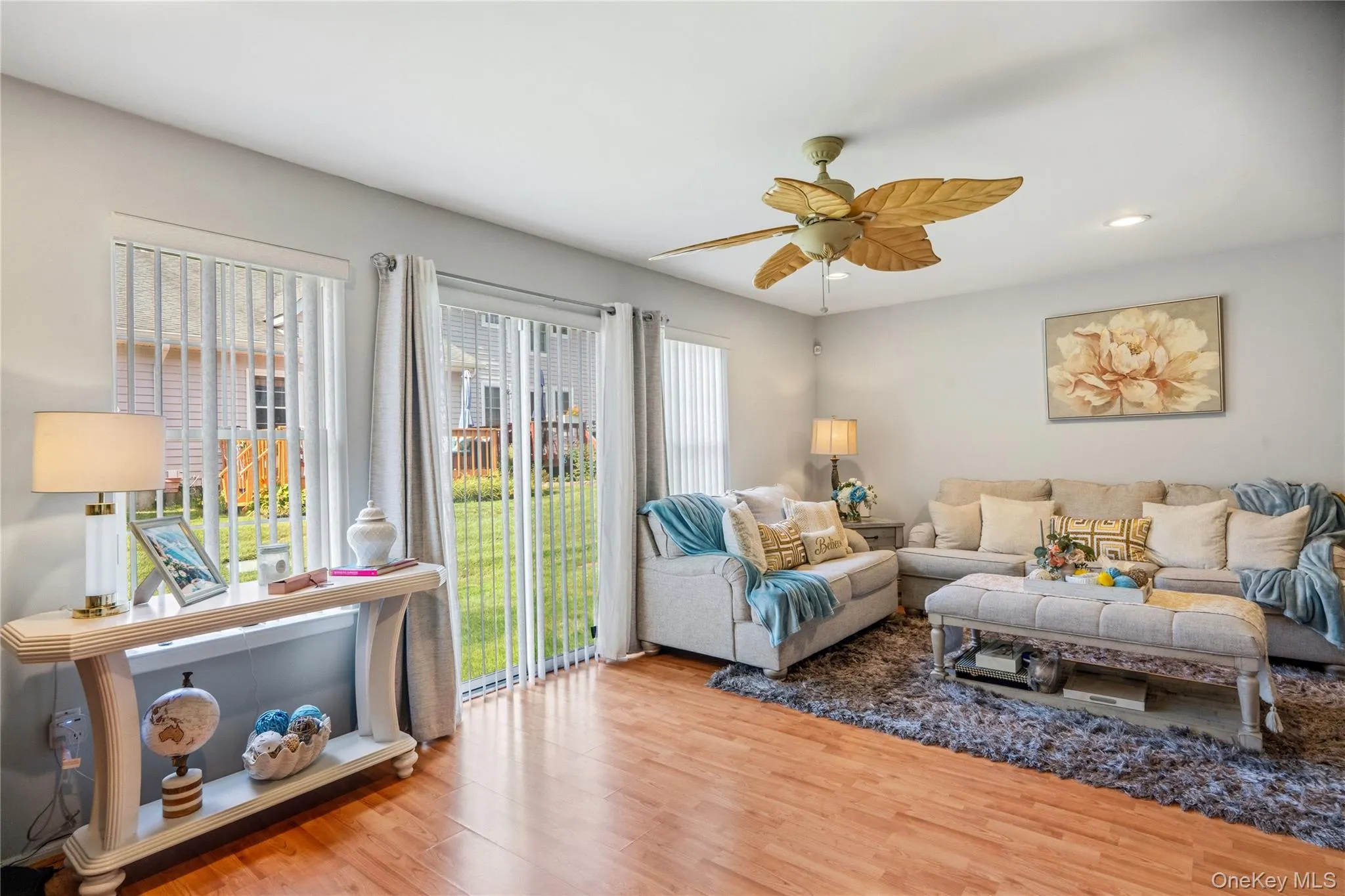 15 Springfield Circle, Islip, NY, 3 Bedrooms Bedrooms, 6 Rooms Rooms,2 BathroomsBathrooms,Residential,For Rent,Springfield,0,1041958 15 Springfield Circle, Islip, NY, 3 Bedrooms Bedrooms, 6 Rooms Rooms,2 BathroomsBathrooms,Residential,For Rent,Springfield,0,1041958