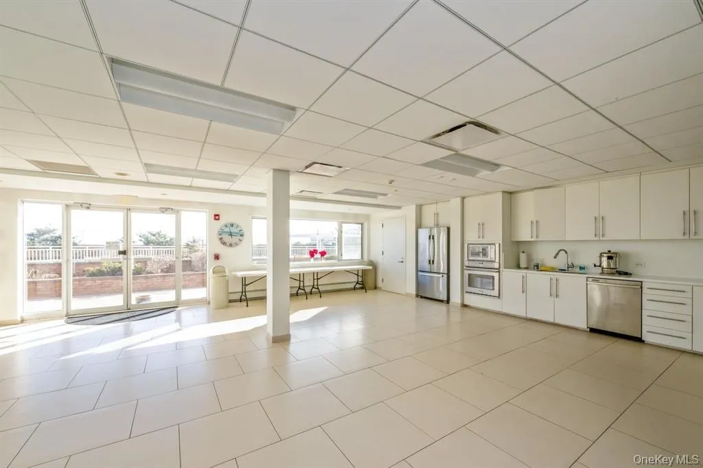 830 Shore Road, Long Beach, NY, 3 Rooms Rooms,1 BathroomBathrooms,Residential Lease,For Rent,Shore,0,1041967 830 Shore Road, Long Beach, NY, 3 Rooms Rooms,1 BathroomBathrooms,Residential Lease,For Rent,Shore,0,1041967